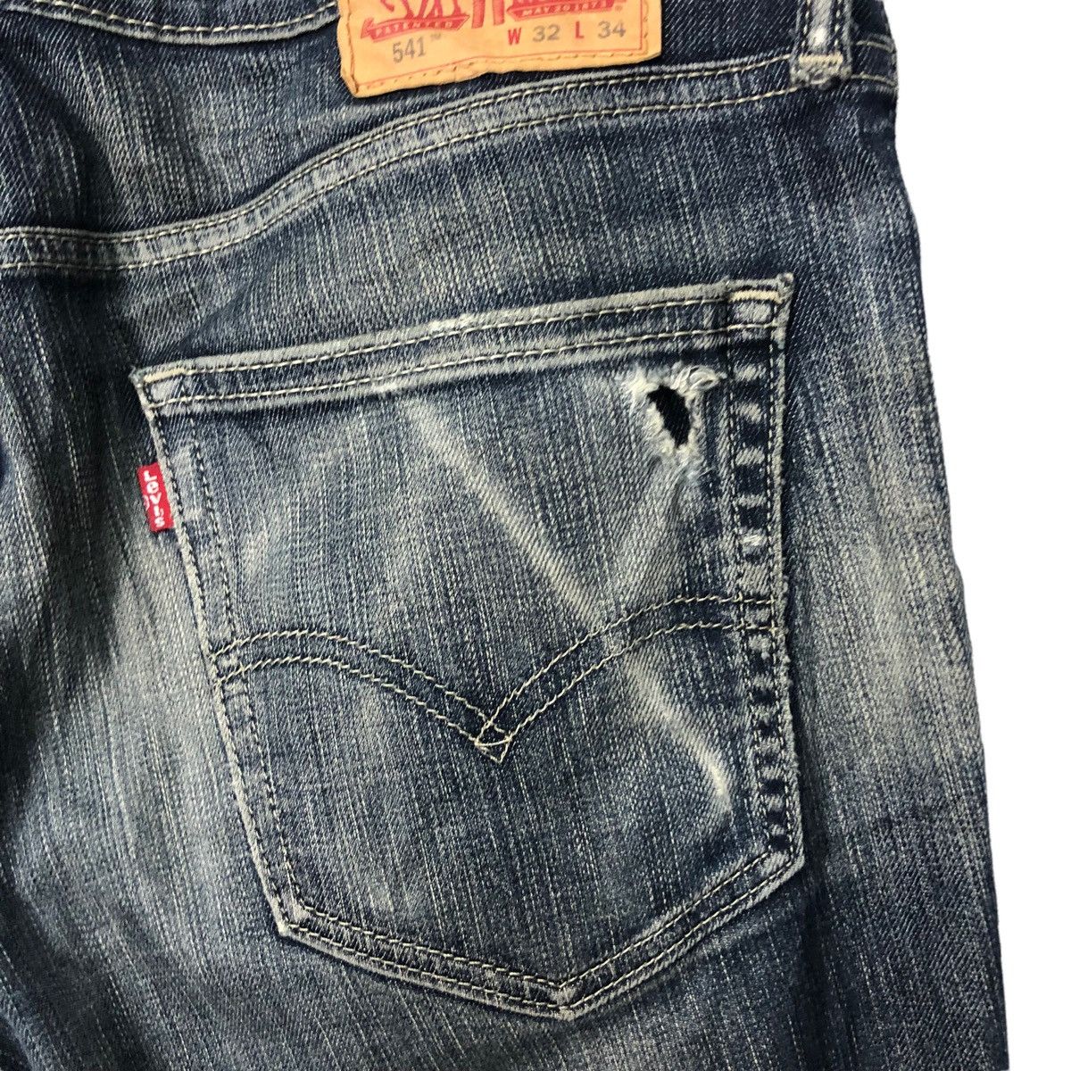 Levi's Vintage Levis Lot 541 Faded Distressed Denim Pants W35 Size US 35 - 8 Thumbnail
