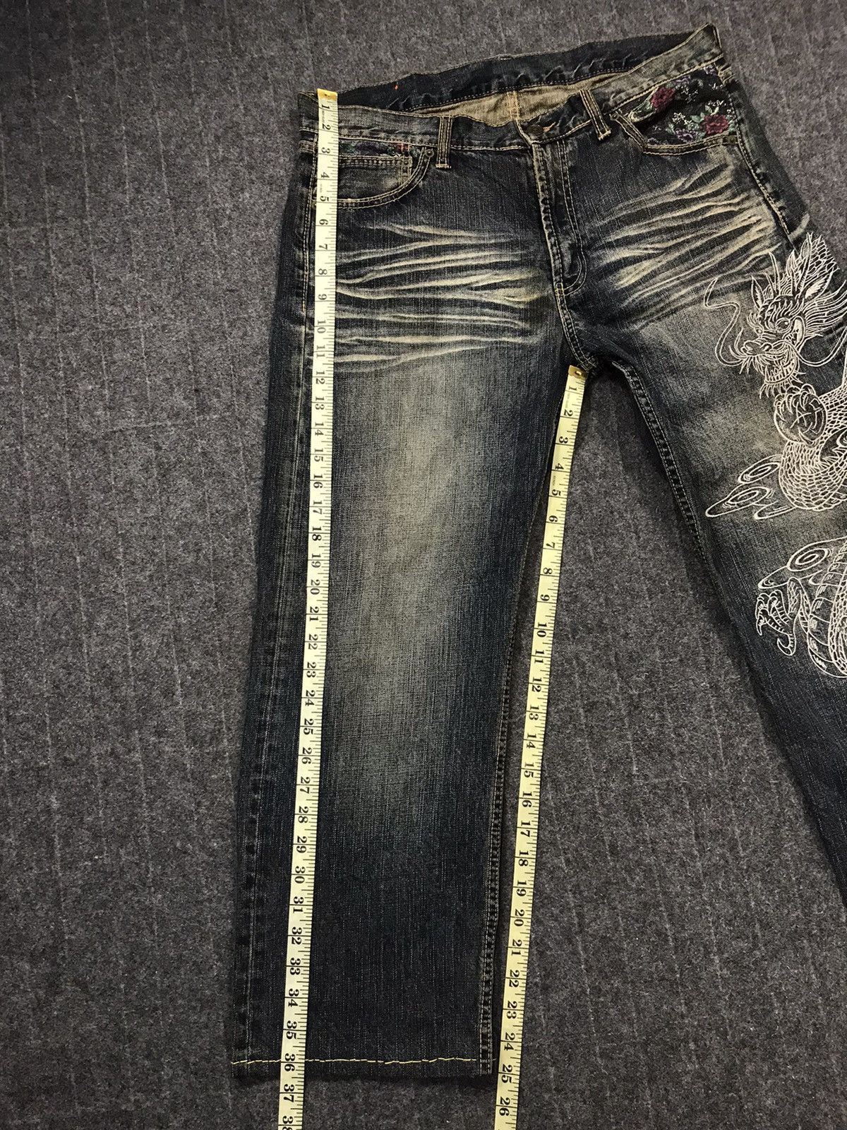 Japanese Brand Dragon Rose Art Embroidery Motif Jeans Pant Sukajan K1031j Size US 33 - 11 Thumbnail