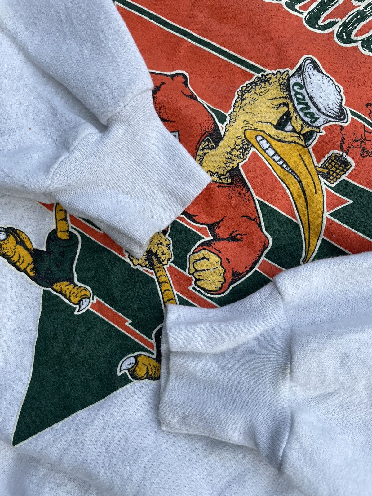 Vintage Vintage Miami Hurricanes Sweatshirt Size US XL / EU 56 / 4 - 7 Thumbnail