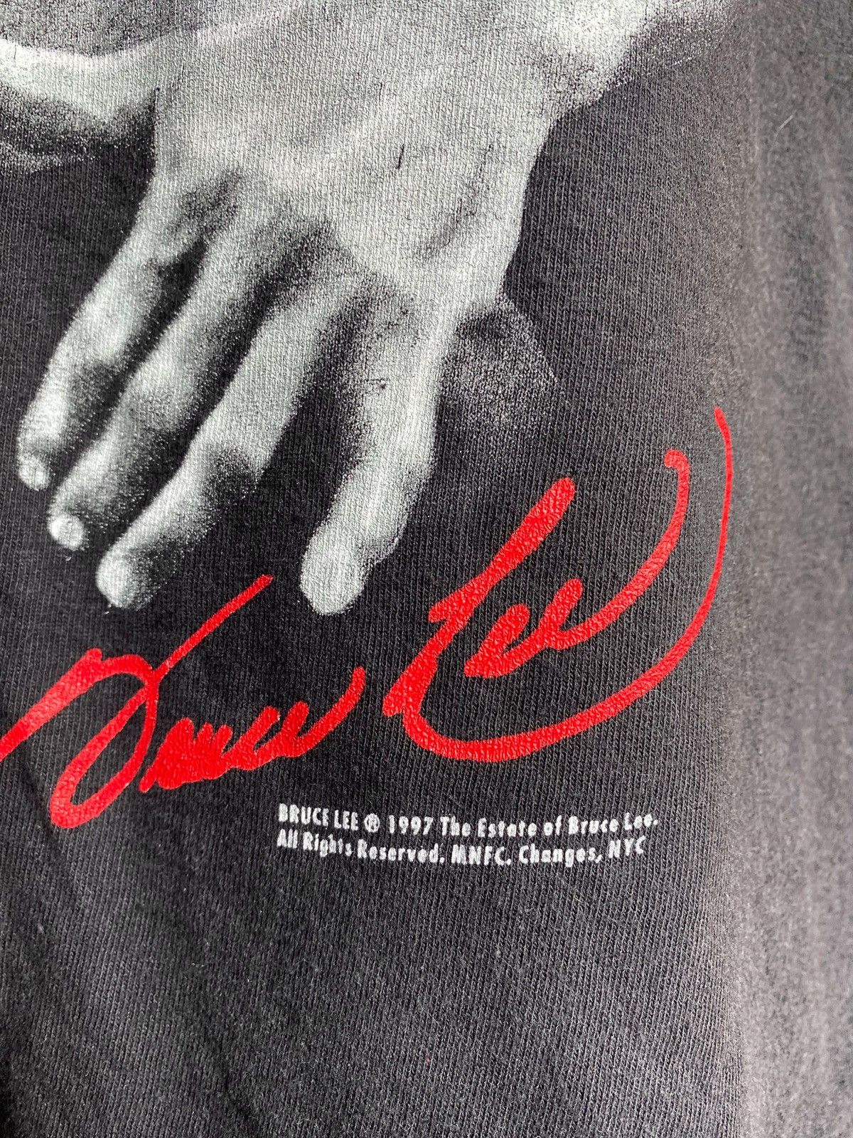 Band Tees Vintage 1997 Bruce Lee Movie T-Shirt Size US L / EU 52-54 / 3 - 7 Thumbnail
