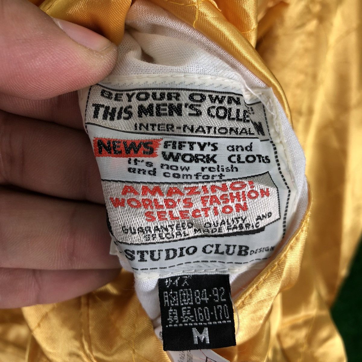 Vintage Vintage Newport Stadium Member Varsity Hoodie Jacket Size US XL / EU 56 / 4 - 21 Thumbnail