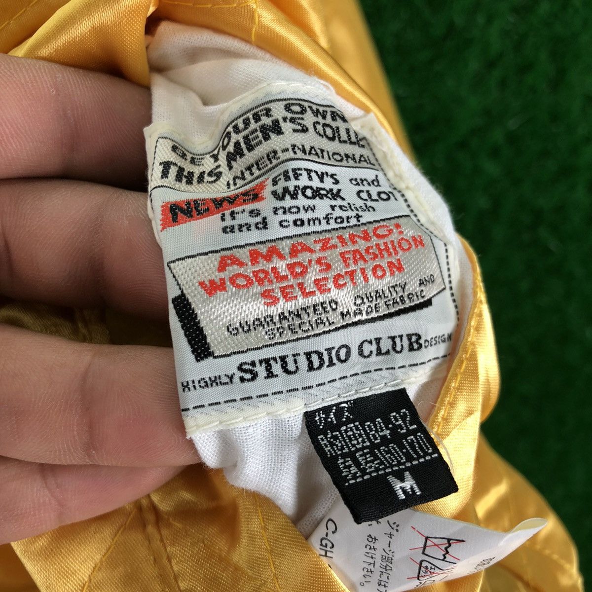 Vintage Vintage Newport Stadium Member Varsity Hoodie Jacket Size US XL / EU 56 / 4 - 22 Thumbnail