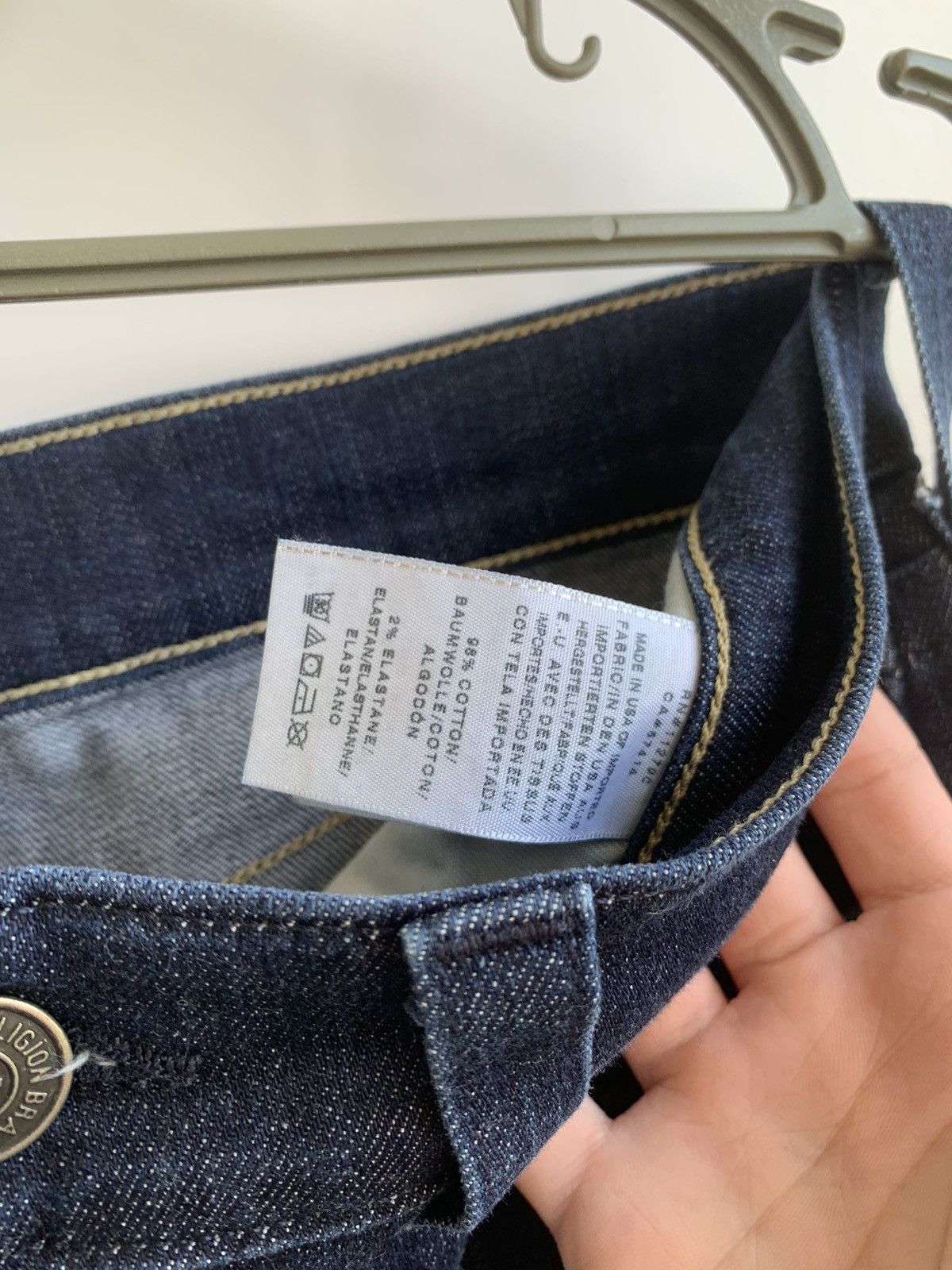 True Religion True Religion Rocco Dark Blue Denim Relaxed Skinny Jeans Size US 33 - 8 Thumbnail