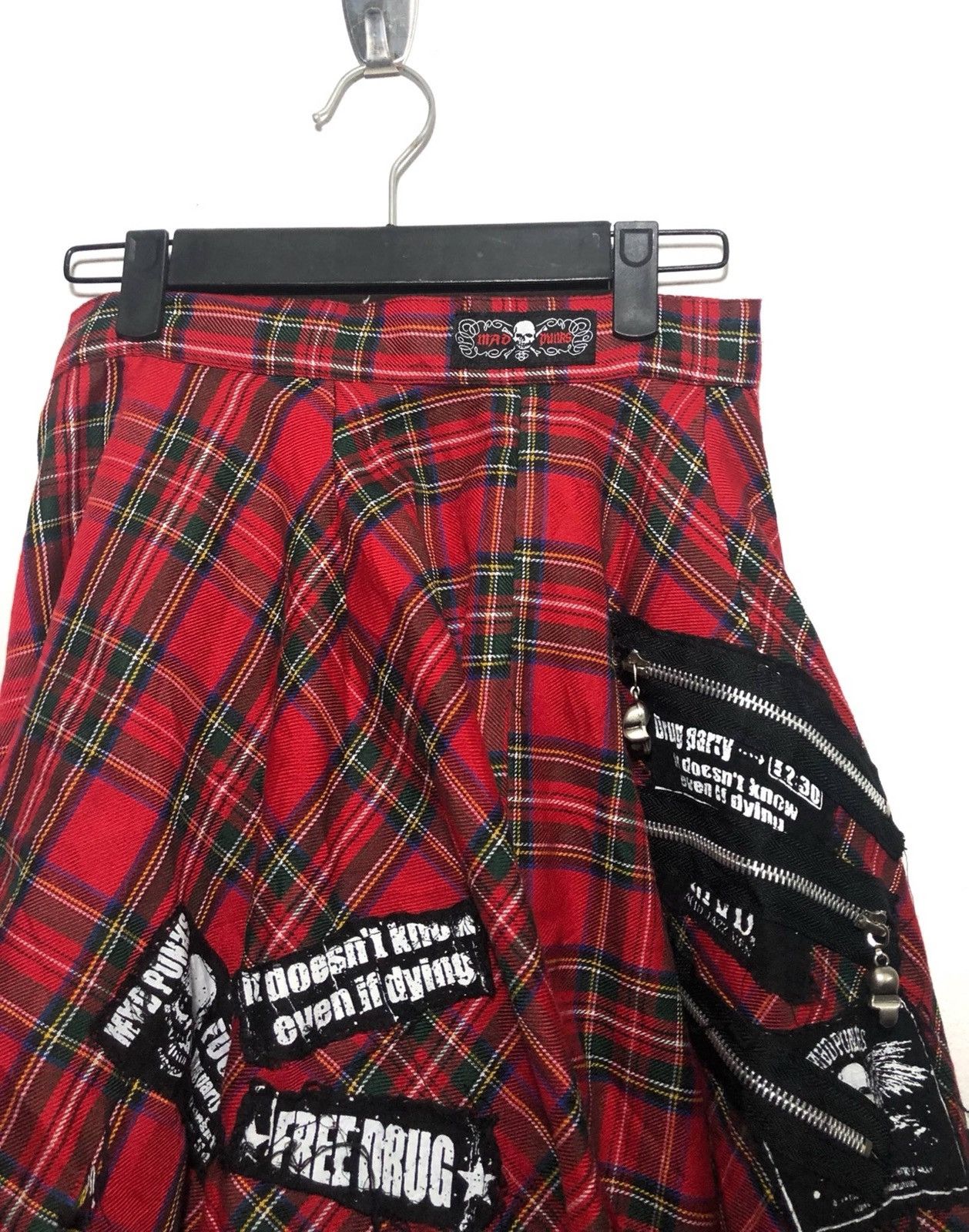 Seditionaries Mad Punk Bondage Red Tartan Punker Skirt Size 26" / US 2 / IT 38 - 5 Thumbnail