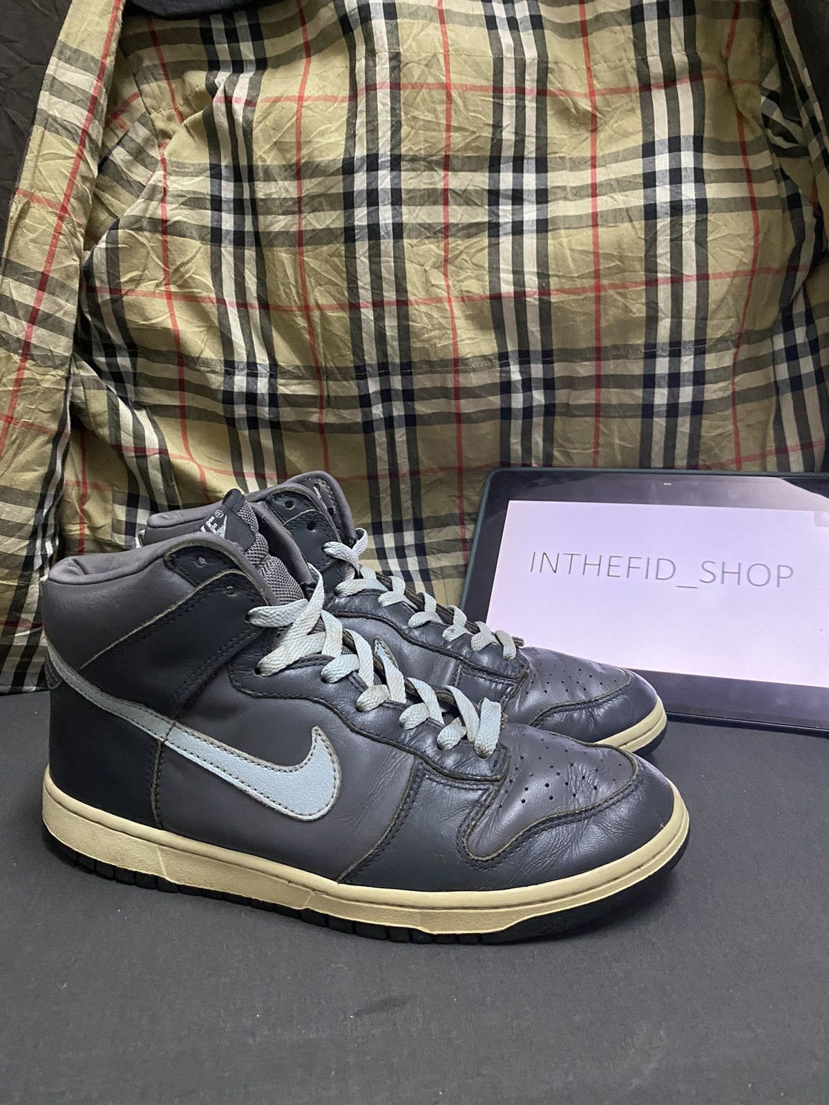 Nike Nike Dunk High Light Graphite Cloud Anthracite Rare 2003 Size US 9.5 / EU 42-43 - 16 Thumbnail