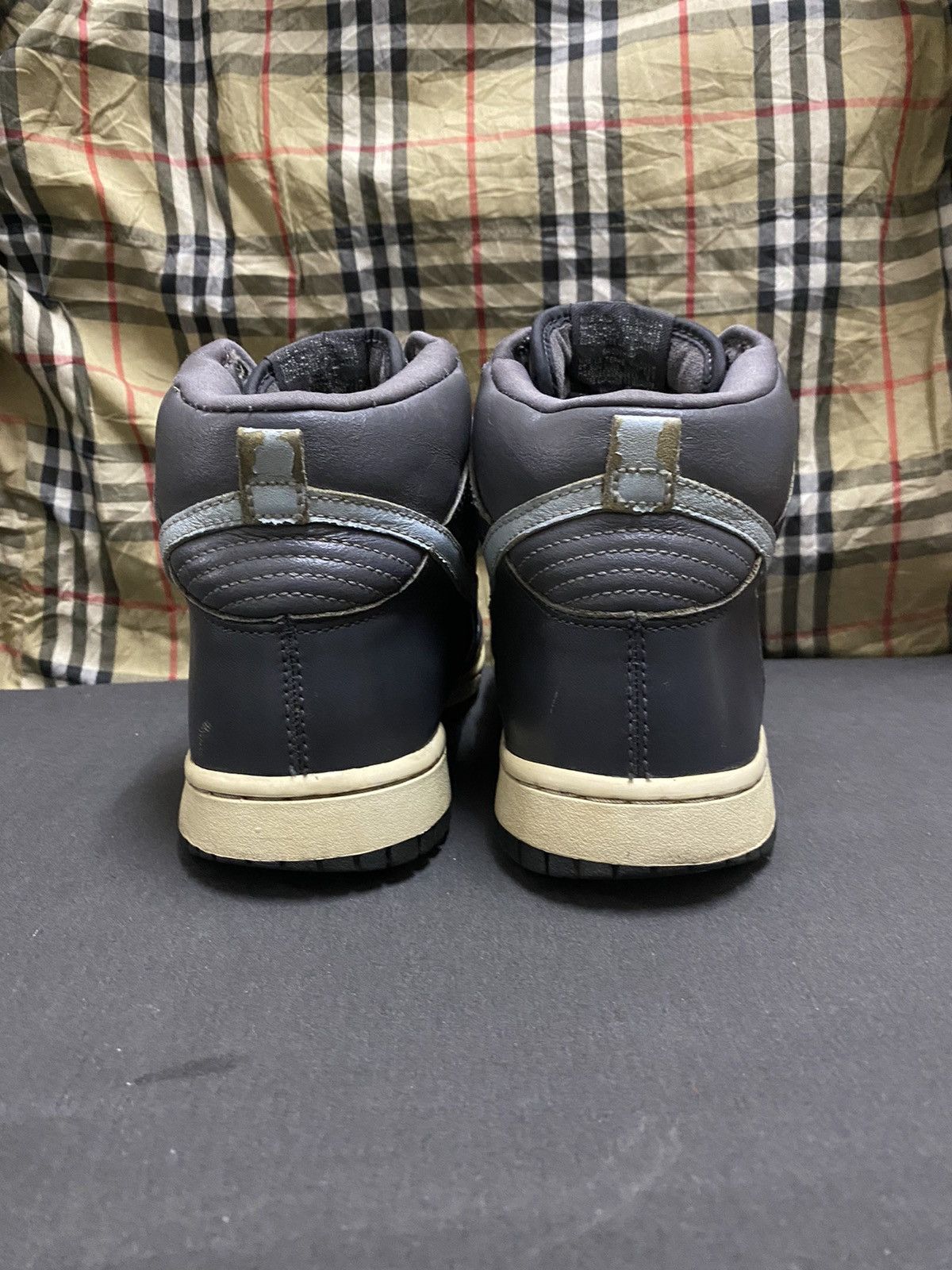 Nike Nike Dunk High Light Graphite Cloud Anthracite Rare 2003 Size US 9.5 / EU 42-43 - 10 Thumbnail