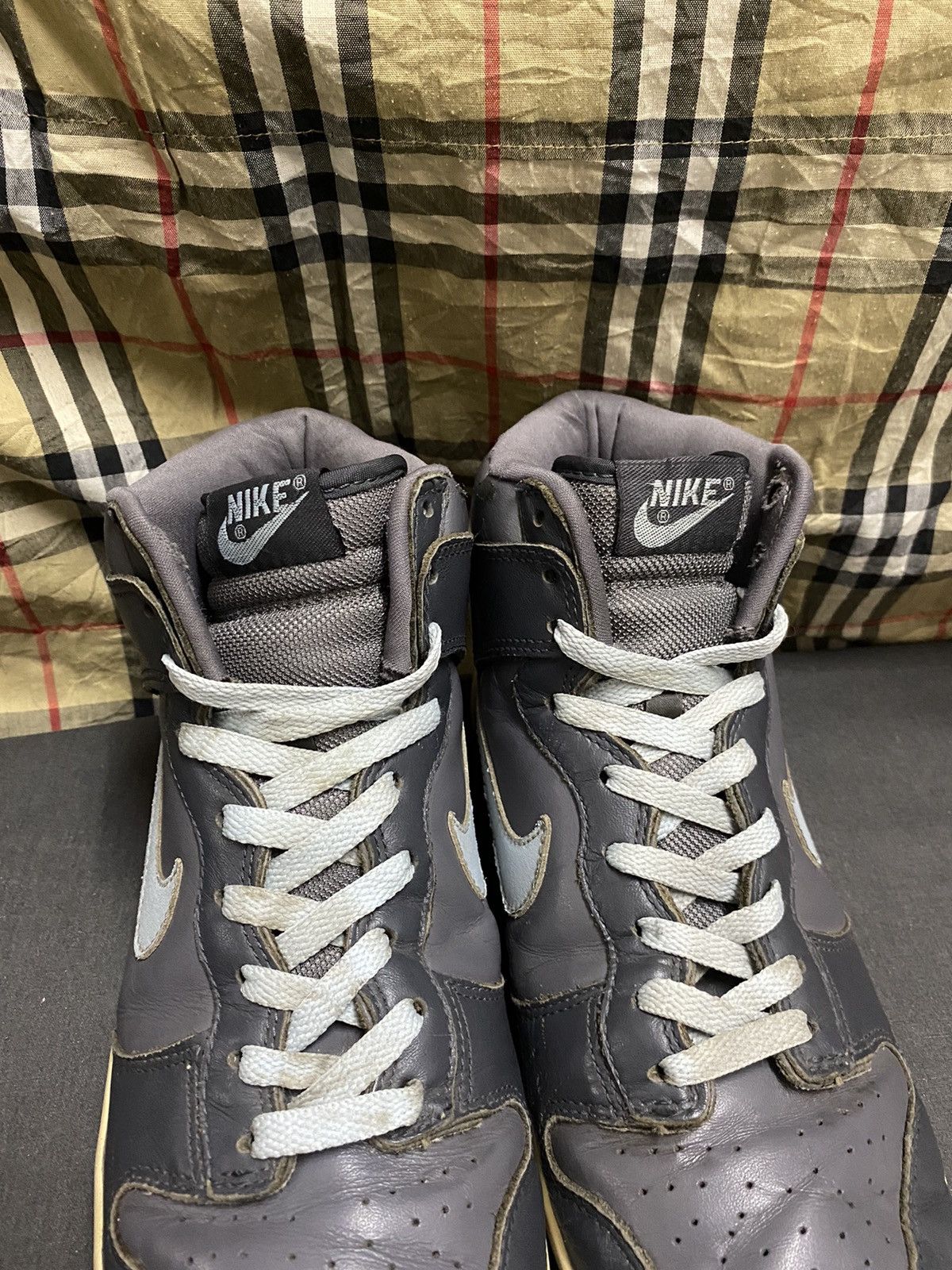 Nike Nike Dunk High Light Graphite Cloud Anthracite Rare 2003 Size US 9.5 / EU 42-43 - 6 Thumbnail
