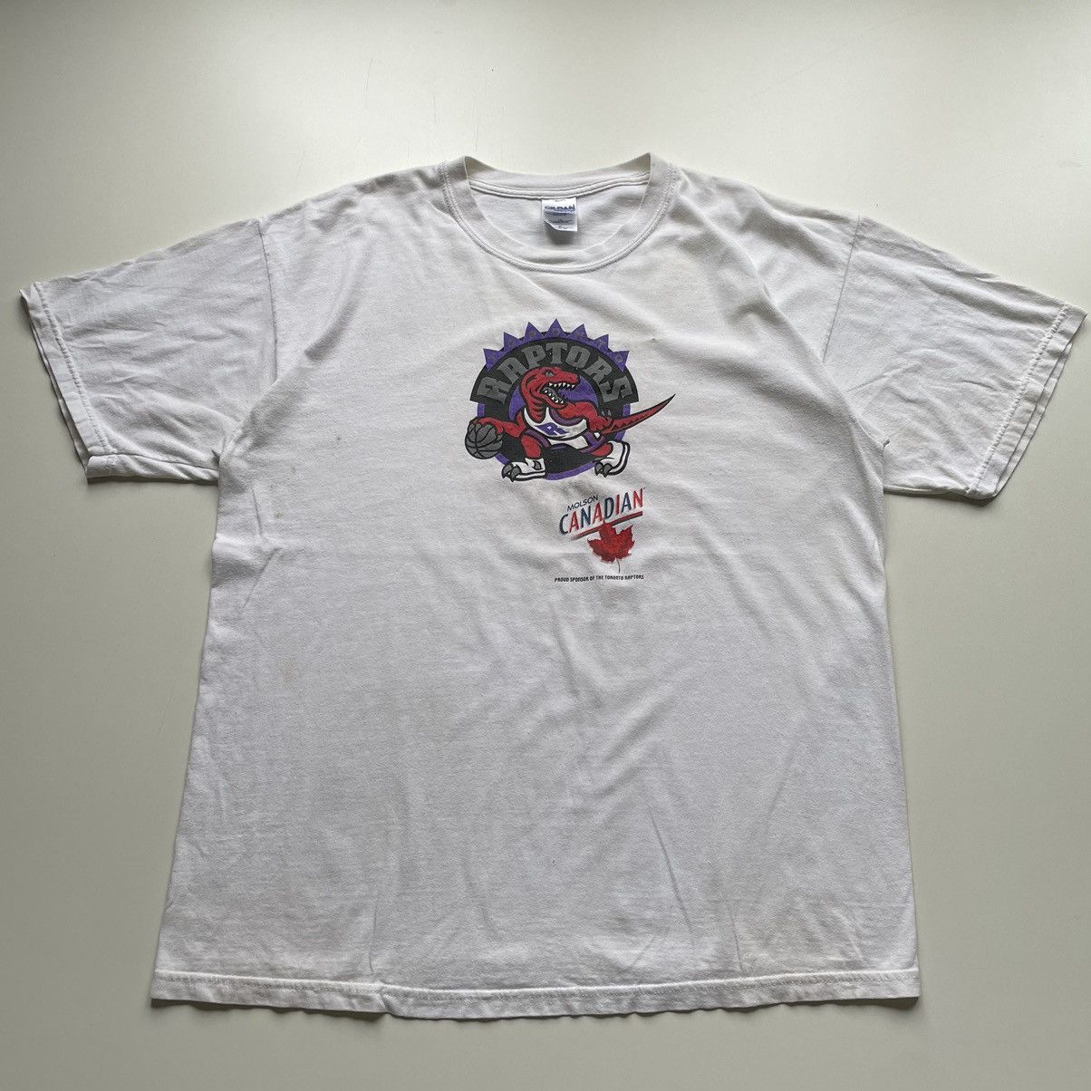 NBA Vintage 2000s Toronto Raptors NBA Graphic T Shirt Rare XL Size US XL / EU 56 / 4 - 1 Thumbnail