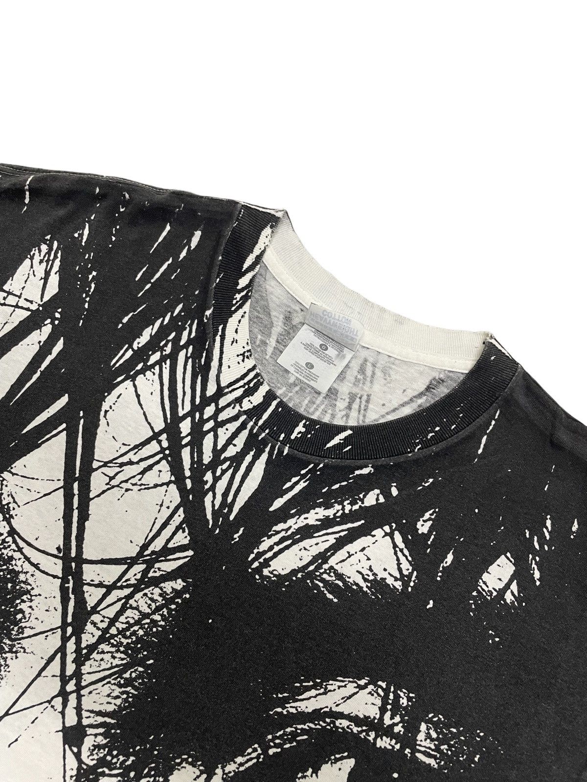 Band Tees Vintage 90s Fullprint Fragile Unknown Movie or Band T-shirt Size US L / EU 52-54 / 3 - 5 Thumbnail