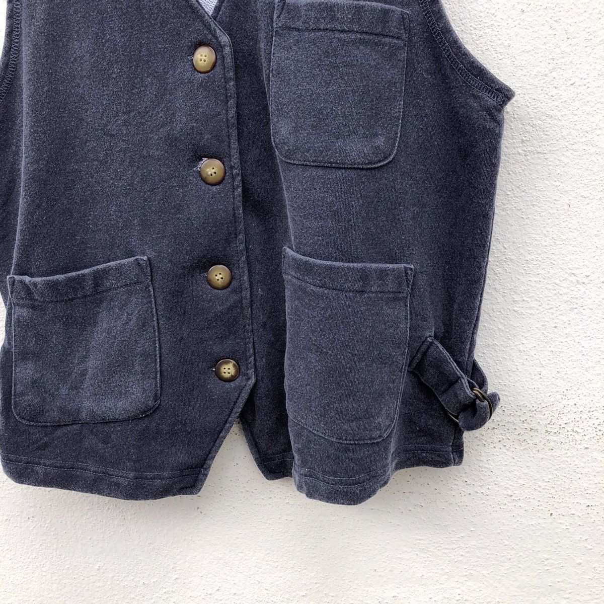 Japanese Brand TANK TOP SLEEVELESS WITH BUCKLE SAKURAYA SHOJI Size US M / EU 48-50 / 2 - 4 Thumbnail