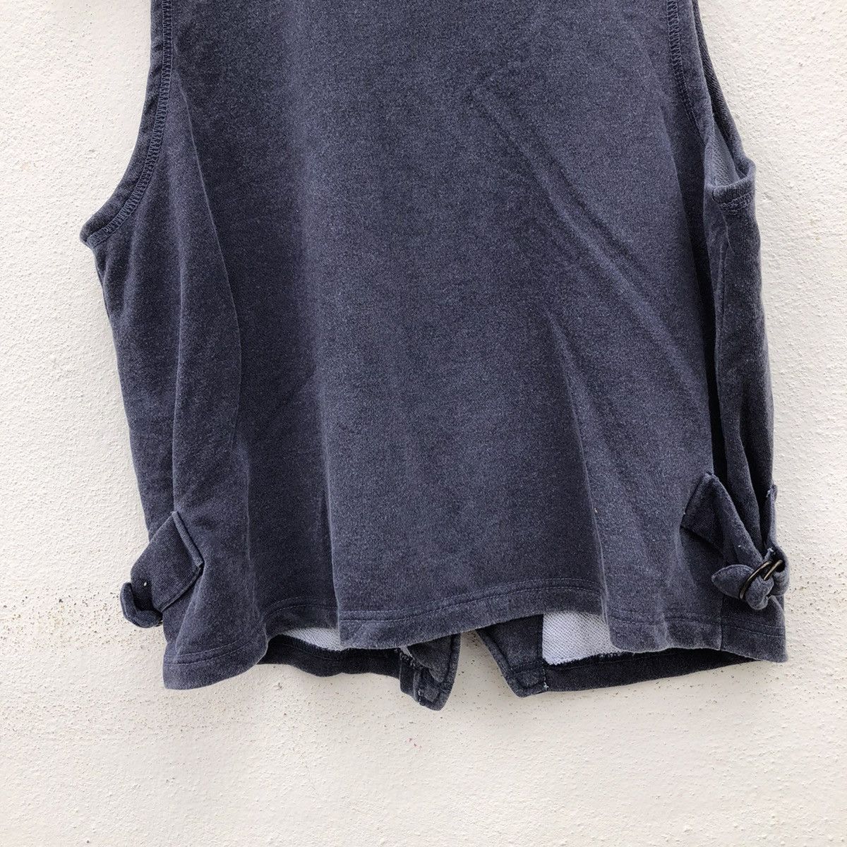 Japanese Brand TANK TOP SLEEVELESS WITH BUCKLE SAKURAYA SHOJI Size US M / EU 48-50 / 2 - 8 Thumbnail