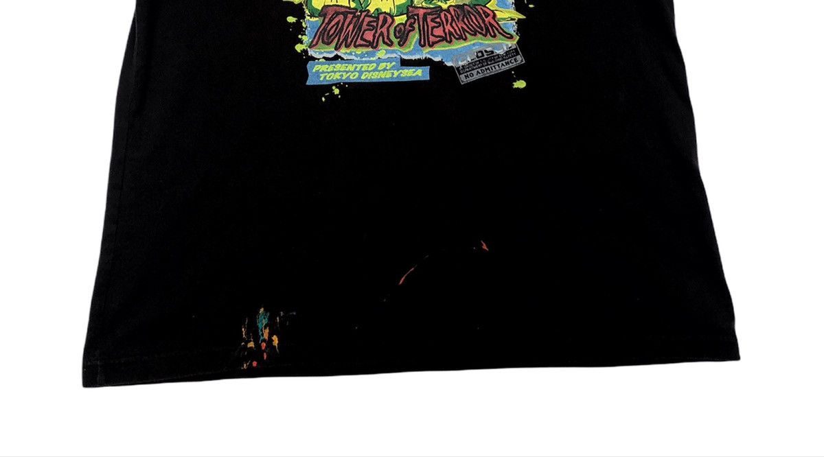 Disney 🔥Vintage 90’s Tower of Terror Glow in The Dark T-shirt🔥 Size US L / EU 52-54 / 3 - 4 Thumbnail