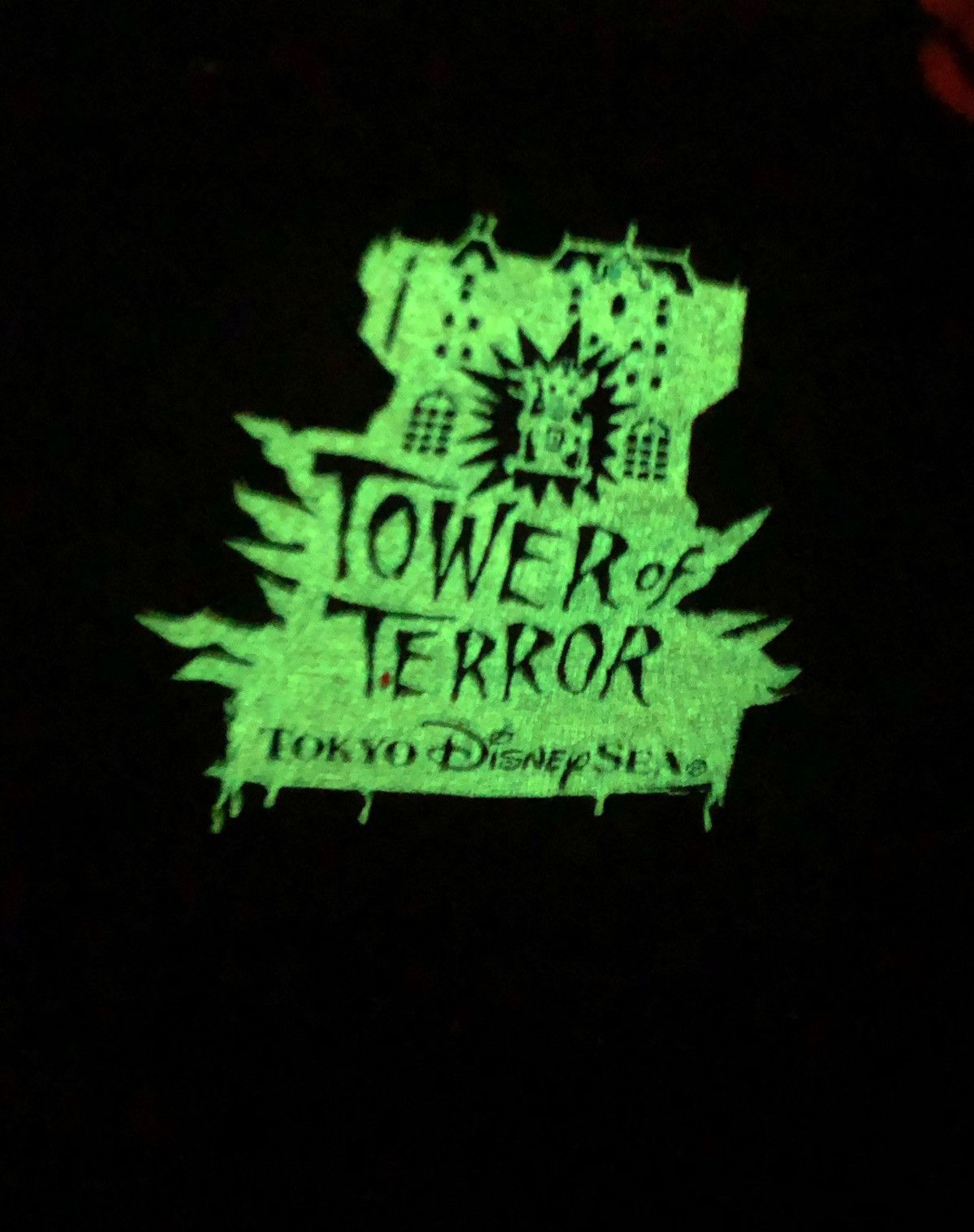 Disney 🔥Vintage 90’s Tower of Terror Glow in The Dark T-shirt🔥 Size US L / EU 52-54 / 3 - 5 Thumbnail