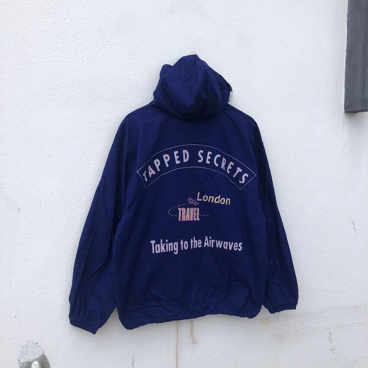 Japanese Brand VINTAGE EQUATORIALISLAND HOODIE JACKET EMBROIDERED BIG LOGO Size US M / EU 48-50 / 2 - 6 Thumbnail