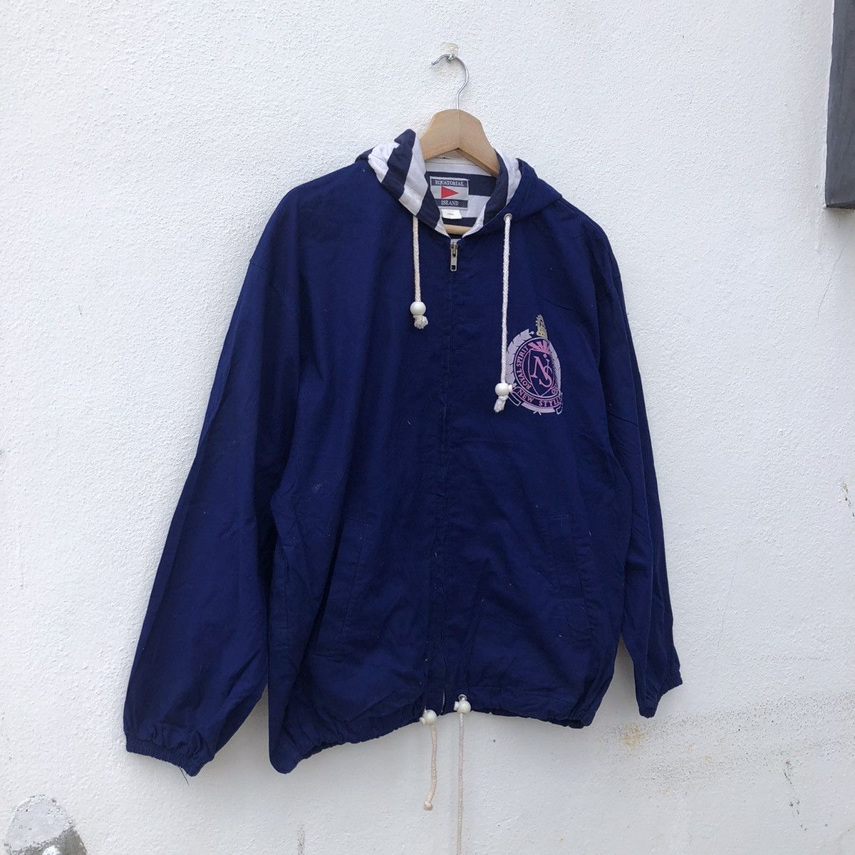 Japanese Brand VINTAGE EQUATORIALISLAND HOODIE JACKET EMBROIDERED BIG LOGO Size US M / EU 48-50 / 2 - 4 Thumbnail