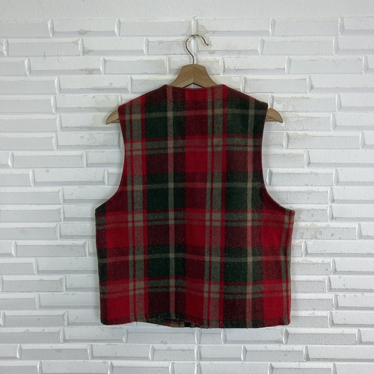 Vintage VINTAGE SISLEY BRAND MADE IN ITALY TARTAN DESIGN VEST Size US S / EU 44-46 / 1 - 5 Thumbnail