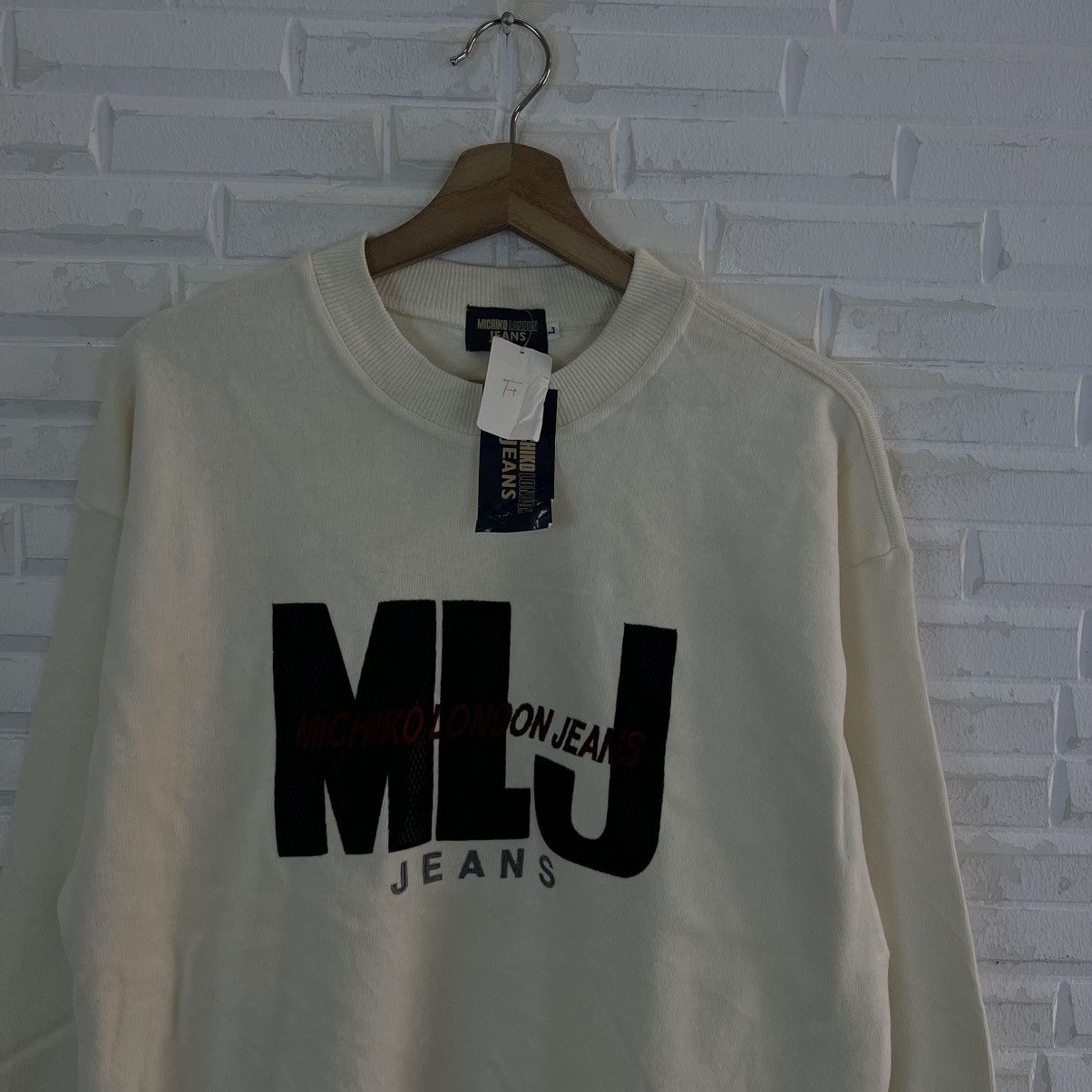 Japanese Brand VINTAGE CREWNECK SWEATSHIRT BIG LOGO MICHIKO LONDON JEANS Size US L / EU 52-54 / 3 - 3 Thumbnail