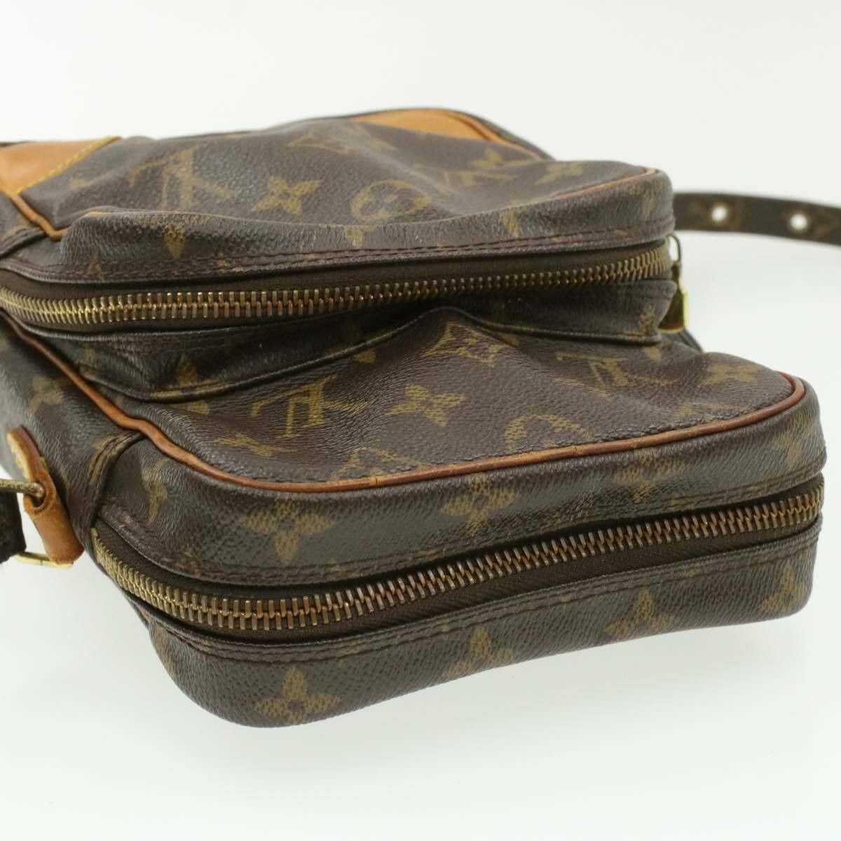 Louis Vuitton Monogram Amazon Crossbody Shoulder Bag Size ONE SIZE - 6 Thumbnail