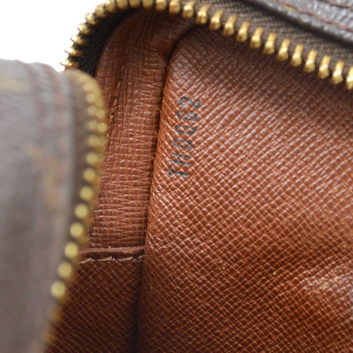Louis Vuitton Monogram Amazon Crossbody Shoulder Bag Size ONE SIZE - 12 Thumbnail