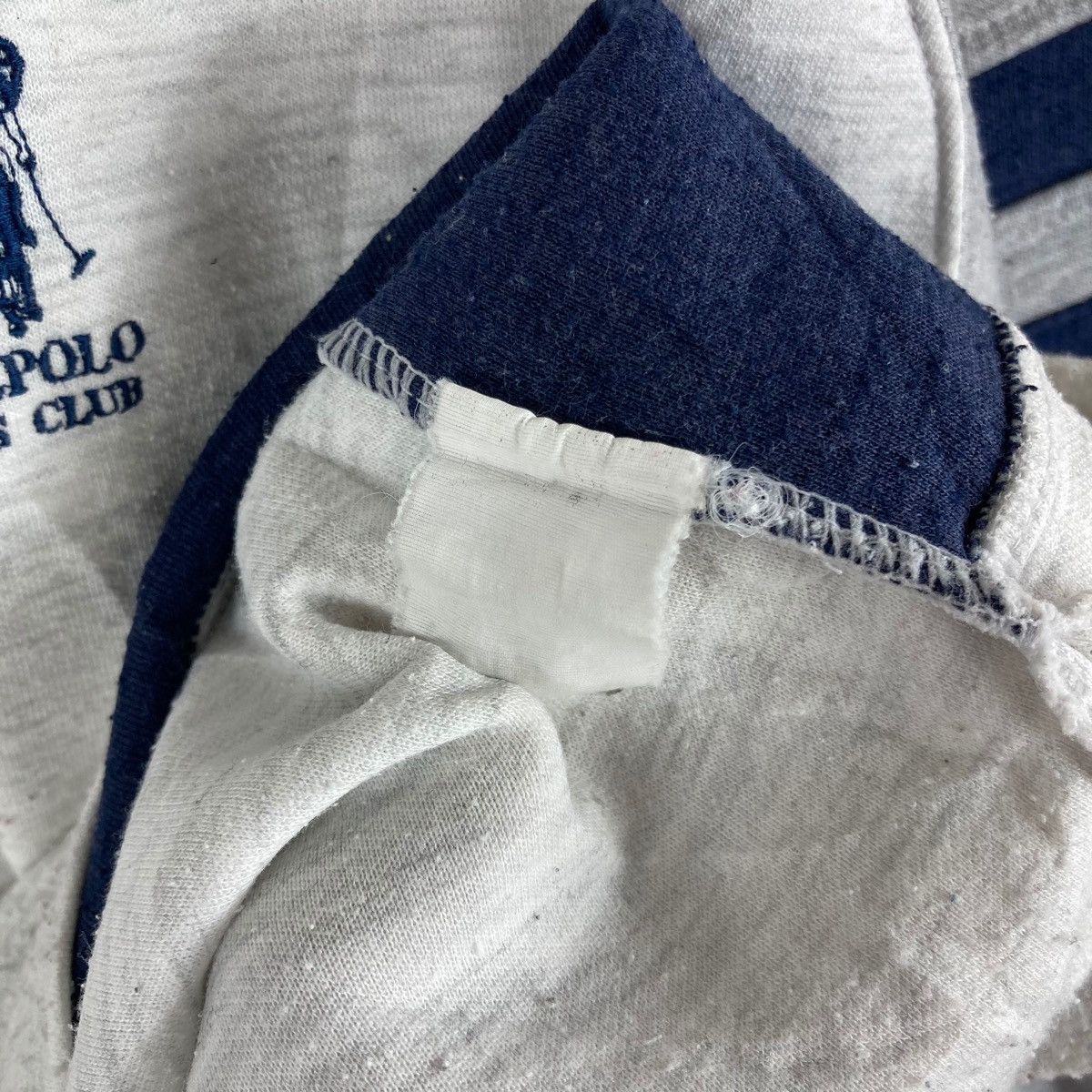 Vintage Vintage SWEATSHIRT ROYAL POLO pullover jumper Size US M / EU 48-50 / 2 - 8 Thumbnail
