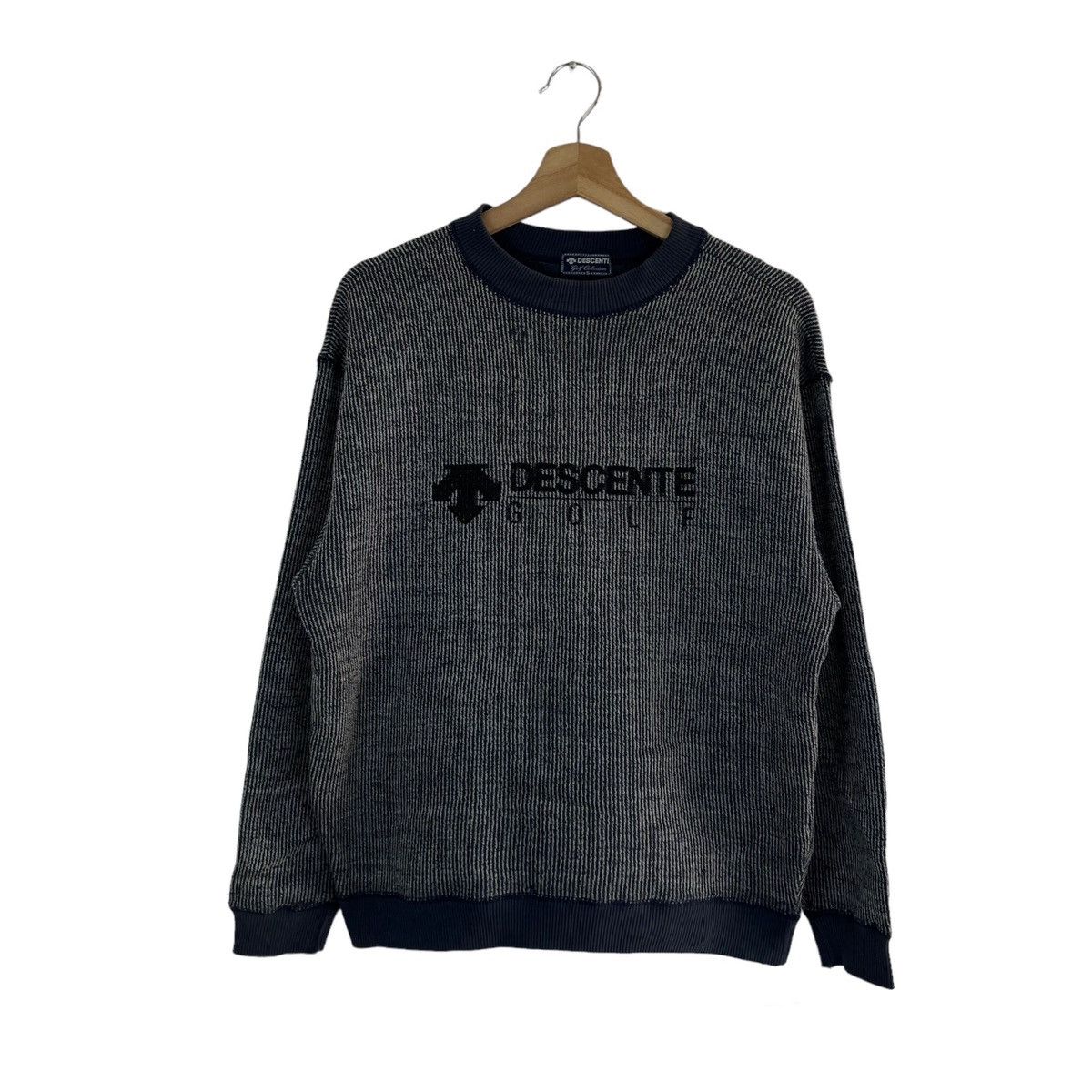 Japanese Brand VINTAGE DESCENTE GOLF SWEATSHIRT CREWNECK BIG LOGO Size US S / EU 44-46 / 1 - 1 Thumbnail