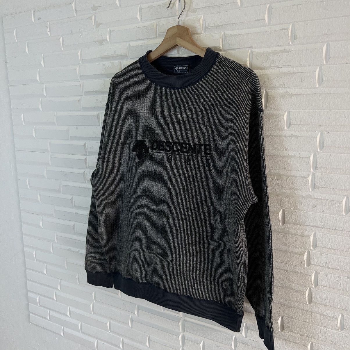 Japanese Brand VINTAGE DESCENTE GOLF SWEATSHIRT CREWNECK BIG LOGO Size US S / EU 44-46 / 1 - 2 Thumbnail