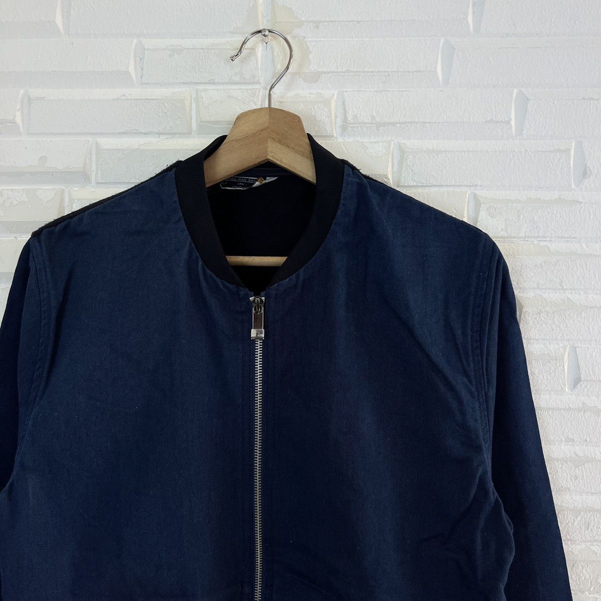 Japanese Brand VINTAGE ZARA MAN DENIM BOMBER JACKET INSPIRED BY ISSEYMIYAKE Size US M / EU 48-50 / 2 - 3 Thumbnail