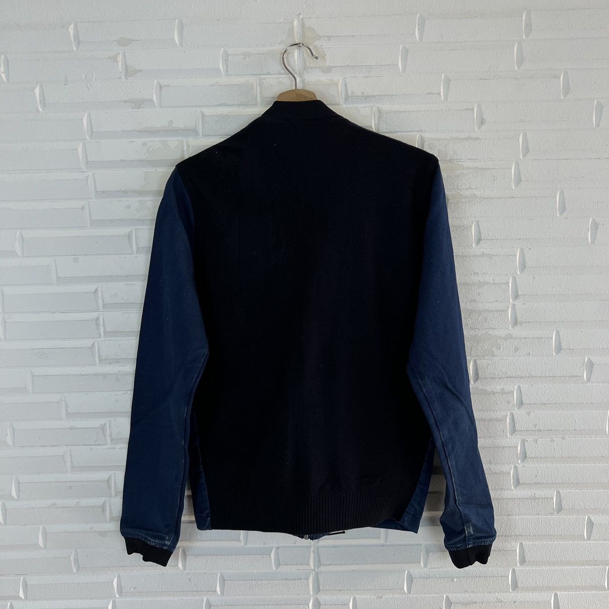 Japanese Brand VINTAGE ZARA MAN DENIM BOMBER JACKET INSPIRED BY ISSEYMIYAKE Size US M / EU 48-50 / 2 - 5 Thumbnail