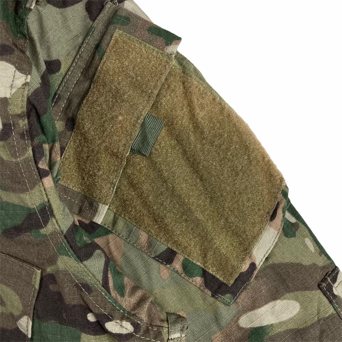 Other Vintage UNIFORM ARMY jacket camo jumper pullover Size US L / EU 52-54 / 3 - 5 Thumbnail