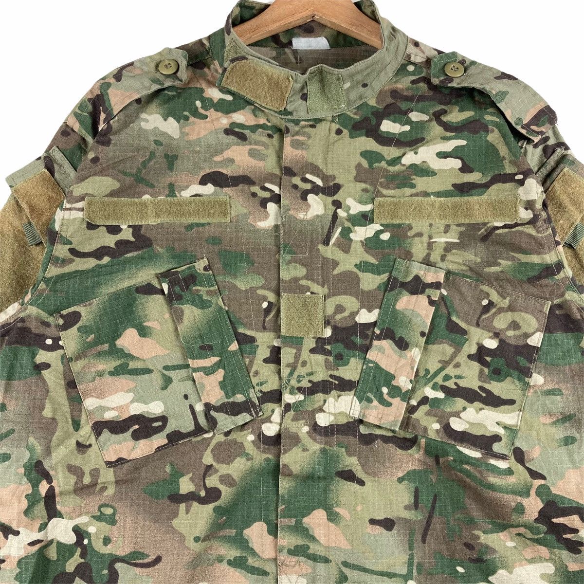 Other Vintage UNIFORM ARMY jacket camo jumper pullover Size US L / EU 52-54 / 3 - 3 Thumbnail