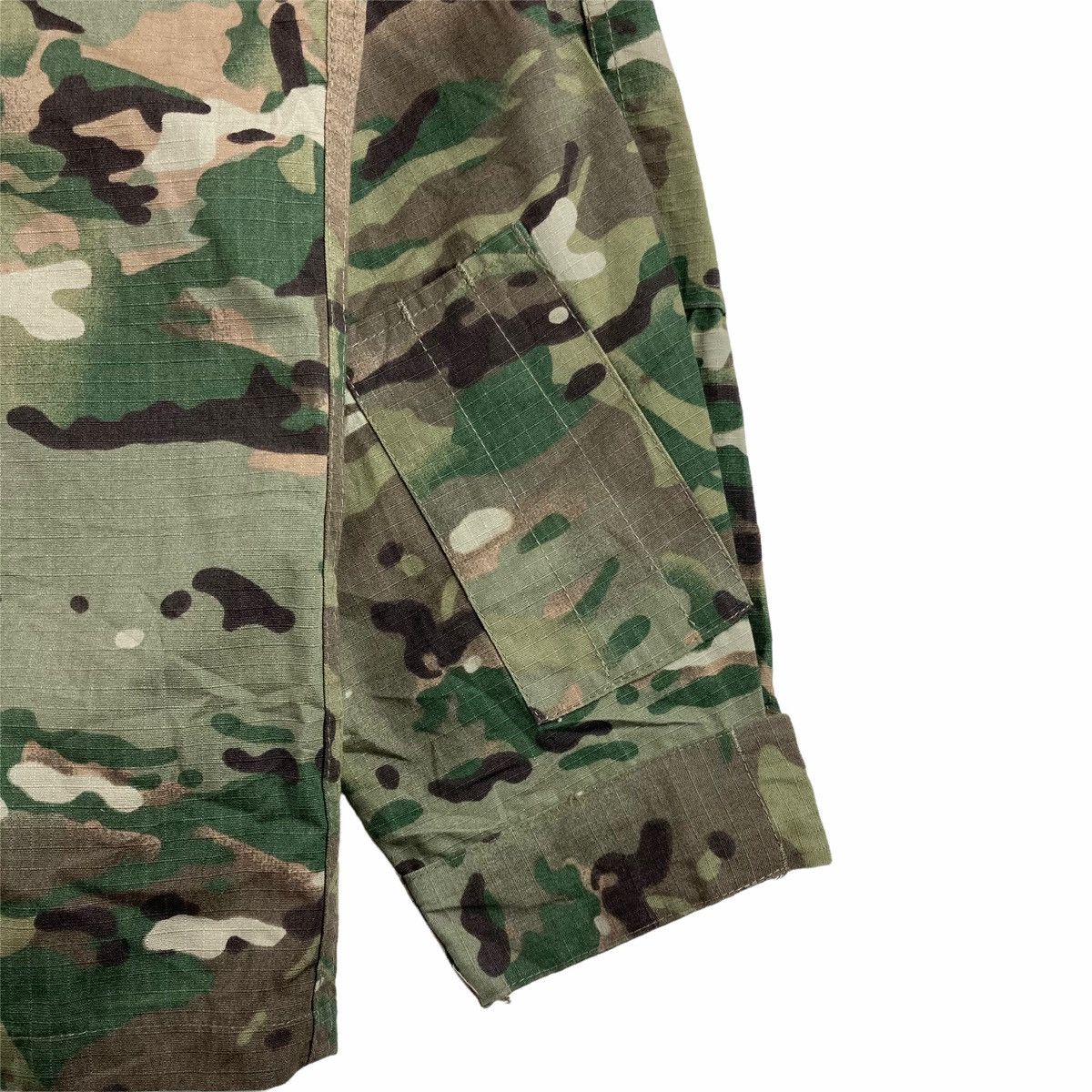 Other Vintage UNIFORM ARMY jacket camo jumper pullover Size US L / EU 52-54 / 3 - 4 Thumbnail