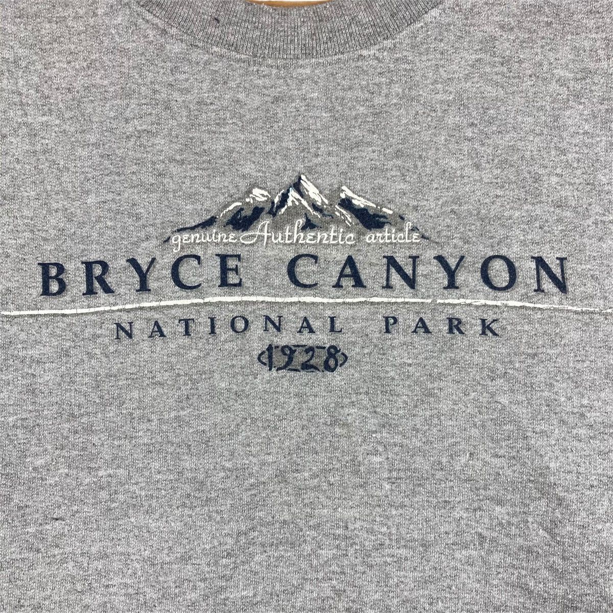 Vintage Vintage SWEATSHIRT BRYCE CANYON pullover jumper Size US S / EU 44-46 / 1 - 3 Thumbnail