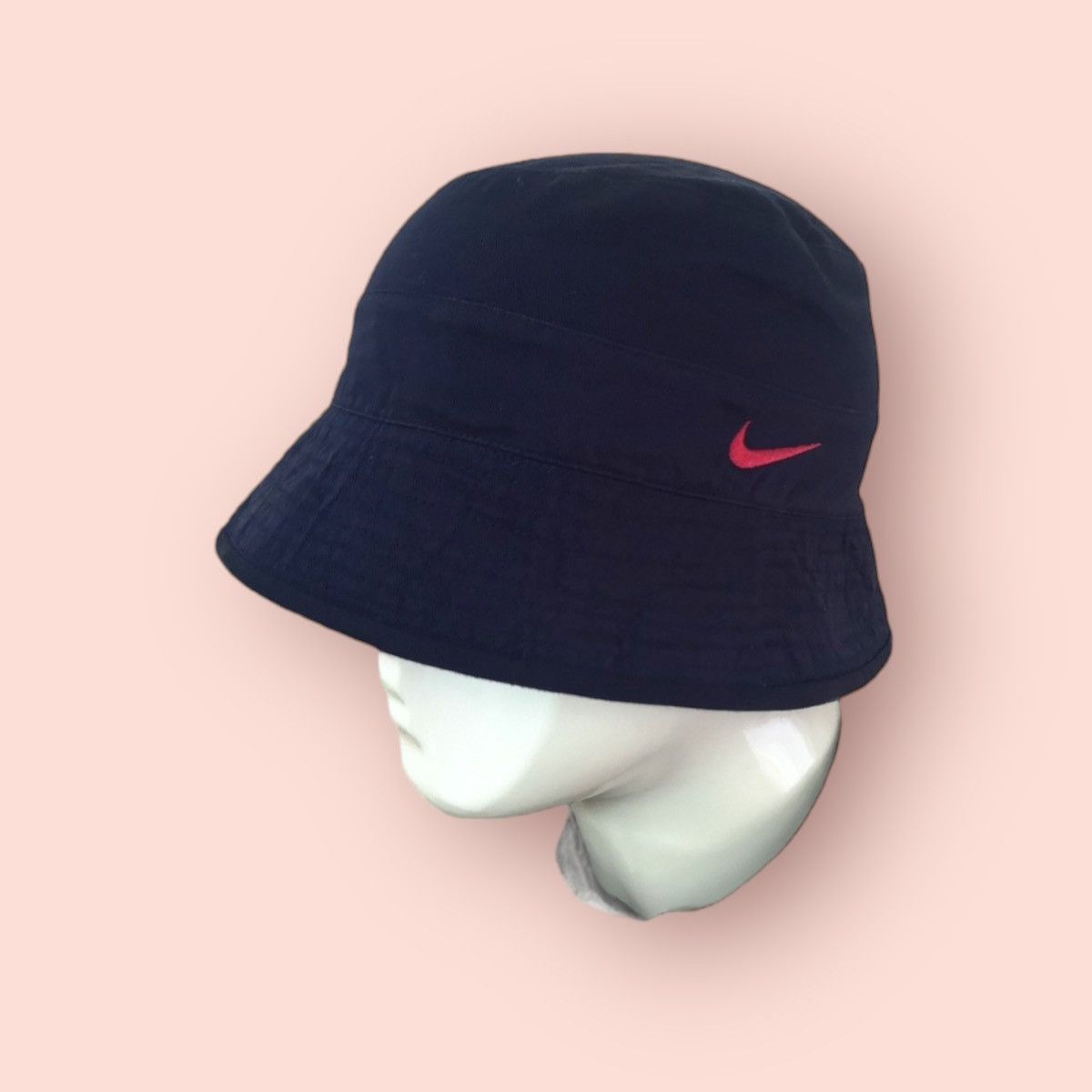 Edition Japan × Nike × Vintage RARE VINTAGE EMBROIDERED SWOOSH REVERSIBLE BUCKET HAT Size ONE SIZE - 3 Thumbnail