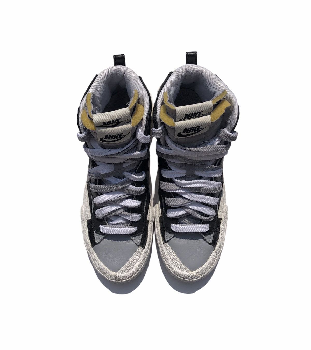 Nike × Sacai Nike Sacai Blazer Mid Black/Grey Size US 6 / EU 39 - 2 Thumbnail