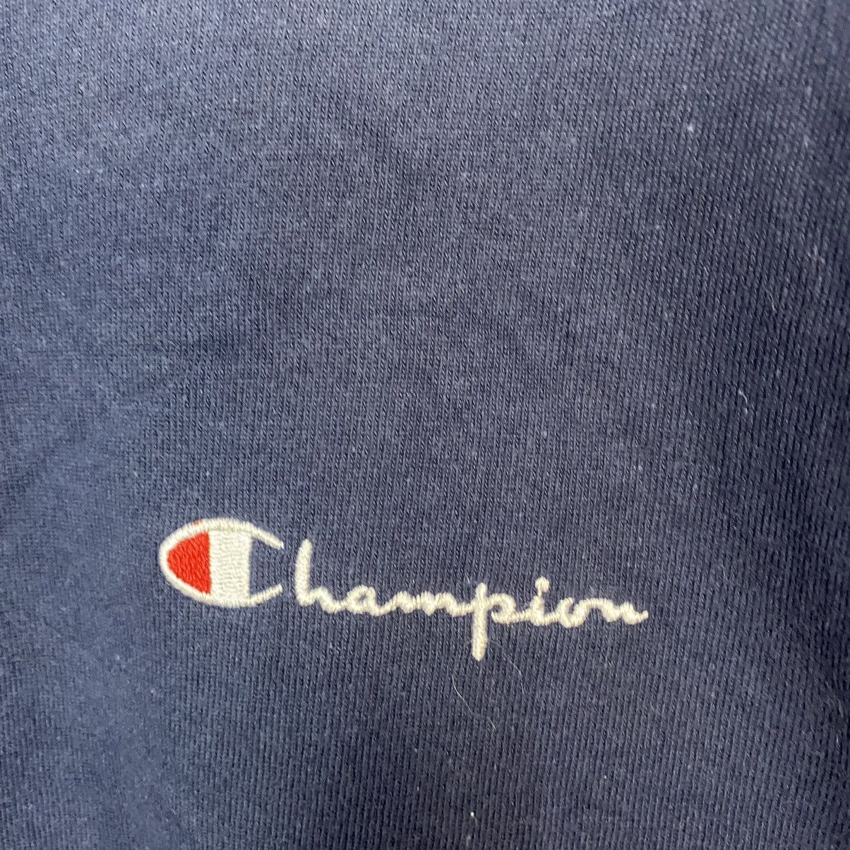Champion Champion faded Blue Small Logo Sweatshirt vintage #3685 Size US S / EU 44-46 / 1 - 10 Thumbnail