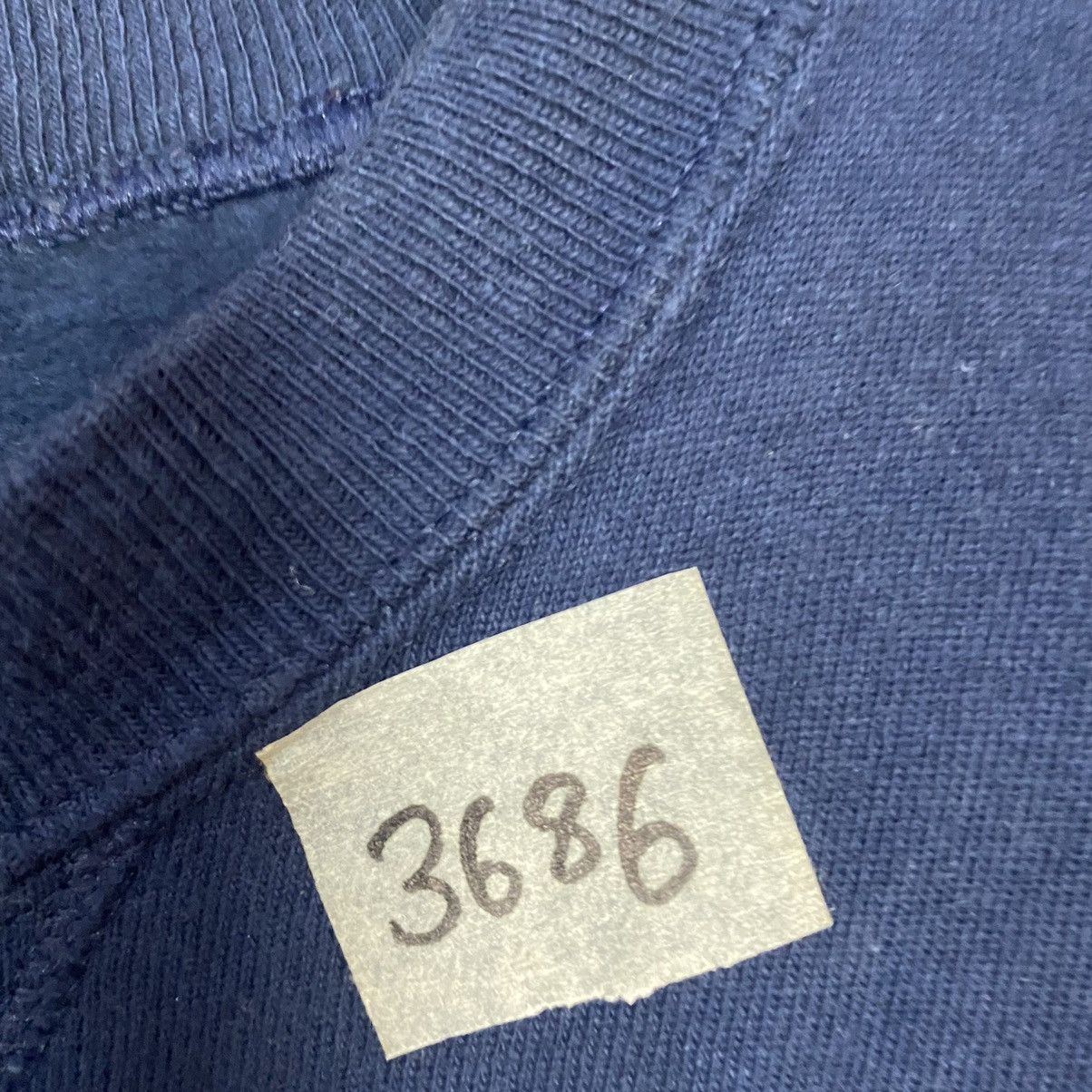 Champion Champion faded Blue Small Logo Sweatshirt vintage #3685 Size US S / EU 44-46 / 1 - 11 Thumbnail