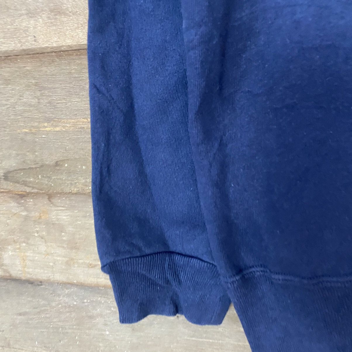 Champion Champion faded Blue Small Logo Sweatshirt vintage #3685 Size US S / EU 44-46 / 1 - 6 Thumbnail