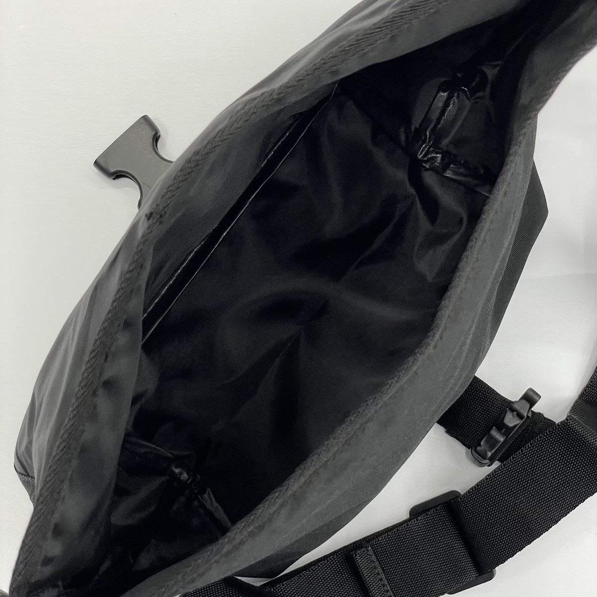 Issey Miyake Ne-Net Nenet Sling Shoulder Bag Black Rare Japan Designer Size ONE SIZE - 19 Thumbnail
