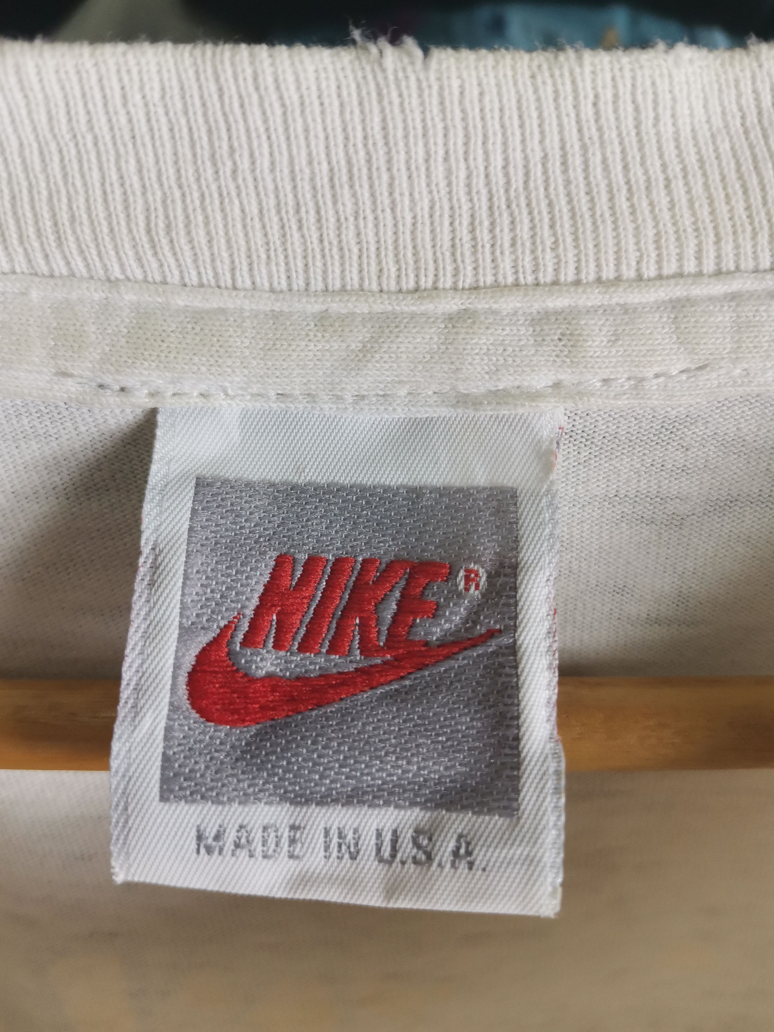 Nike Vintage 80s/90s Nike Kick Butt Grey Tag Distressed Tshirt Size US XL / EU 56 / 4 - 6 Thumbnail