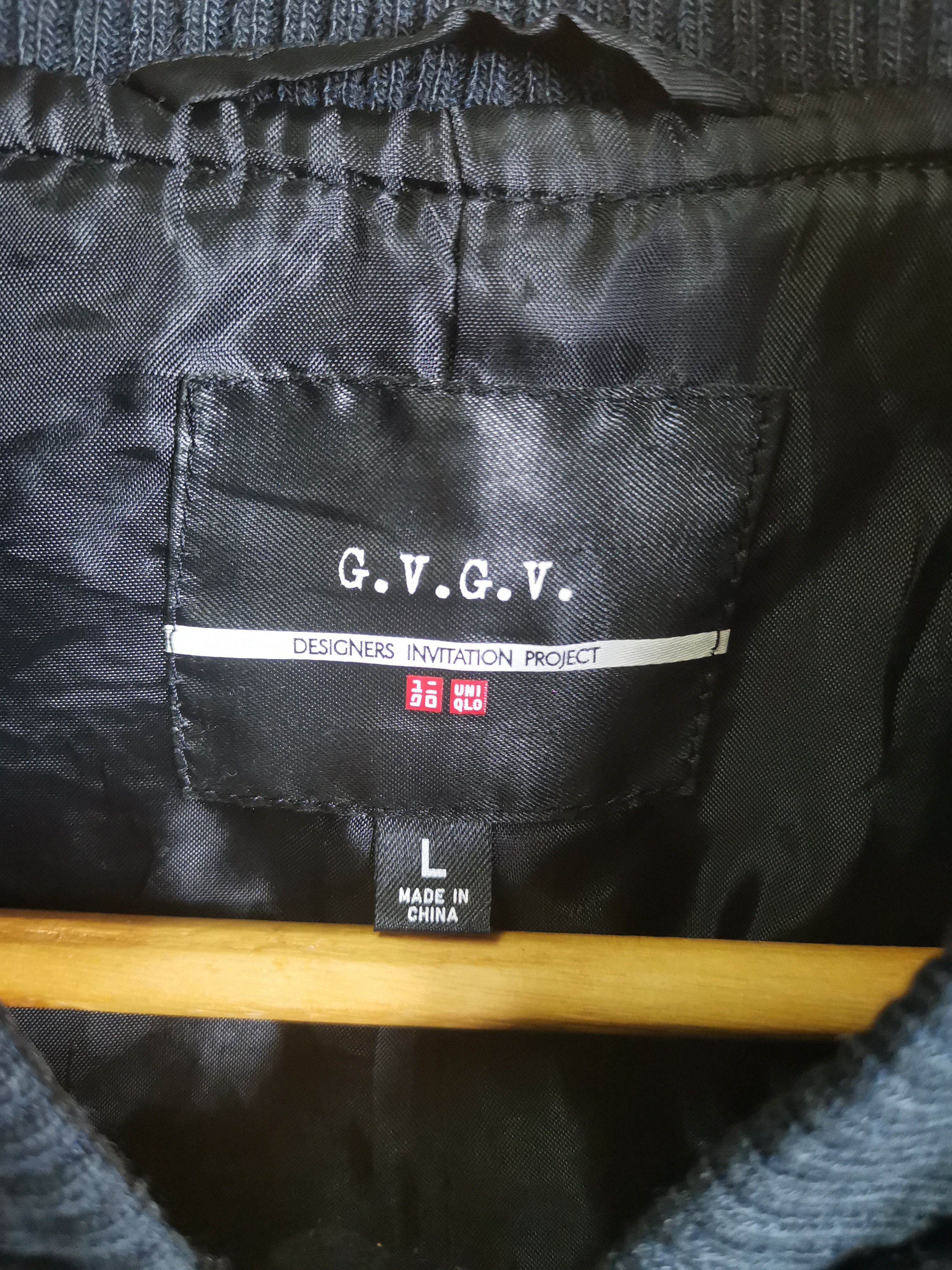 Japanese Brand Vintage Uniqlo Wool Varsity Jacket Puffer Sleeve Size US M / EU 48-50 / 2 - 3 Thumbnail