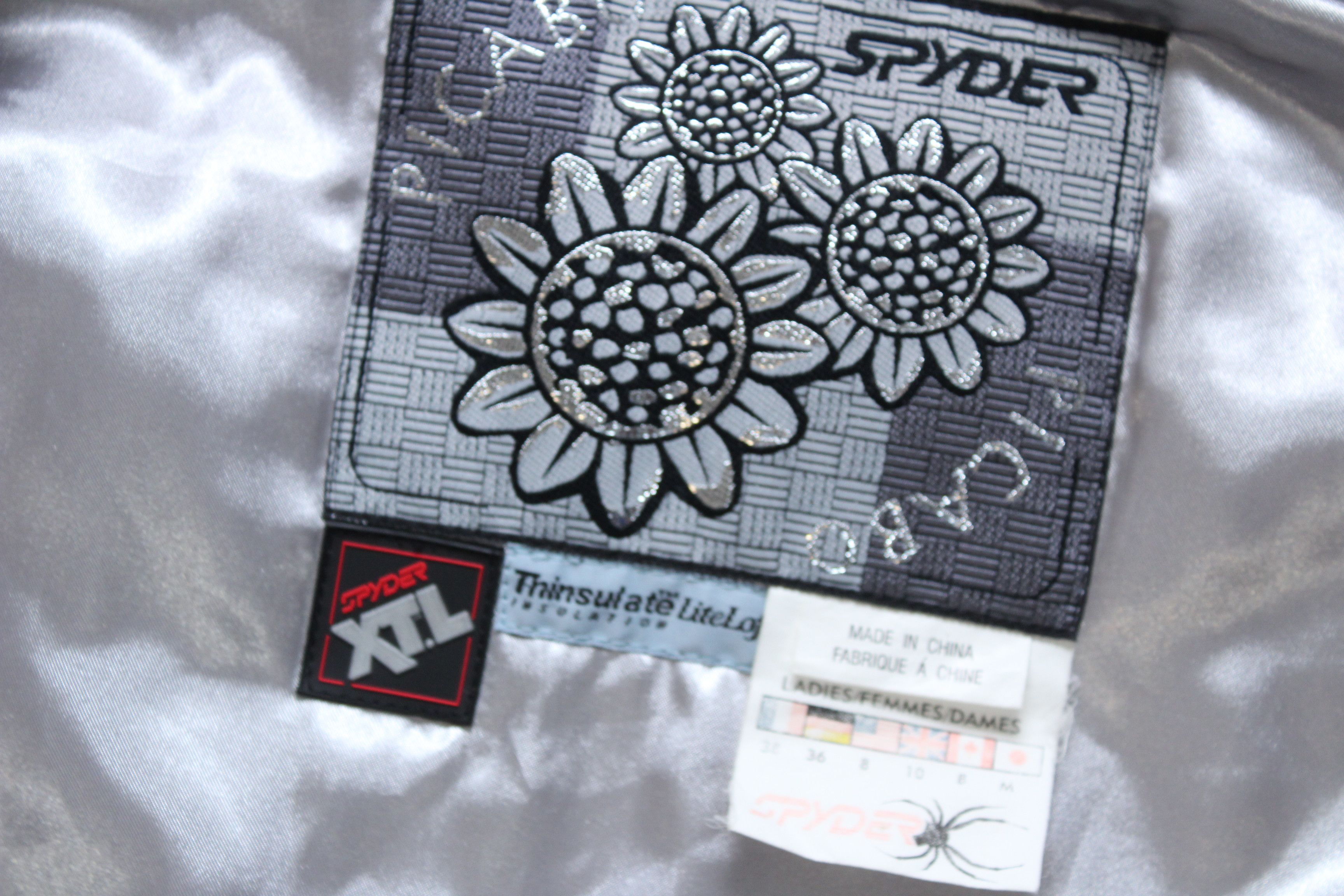Spyder 90s Spyder Ski Jacket Womens Size 8 US Outdoor Vintage Hype Size M / US 6-8 / IT 42-44 - 8 Thumbnail