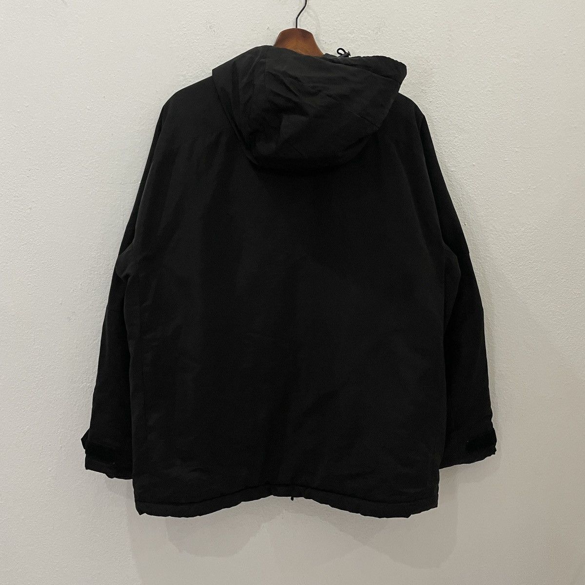 Uniqlo × White Mountaineering Vintage Uniqlo X White Mountaineering Puffer Jacket Size US L / EU 52-54 / 3 - 7 Thumbnail