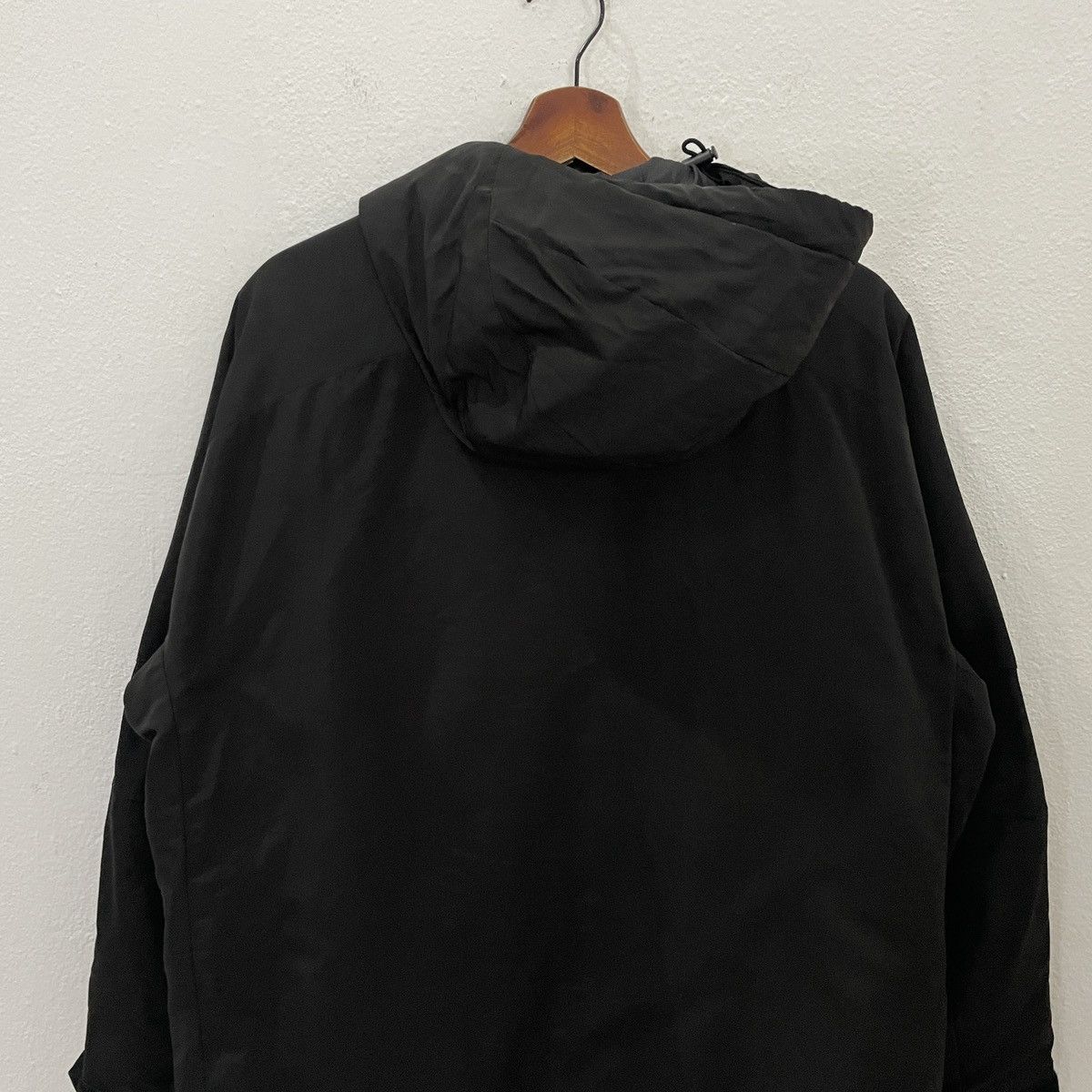 Uniqlo × White Mountaineering Vintage Uniqlo X White Mountaineering Puffer Jacket Size US L / EU 52-54 / 3 - 10 Thumbnail