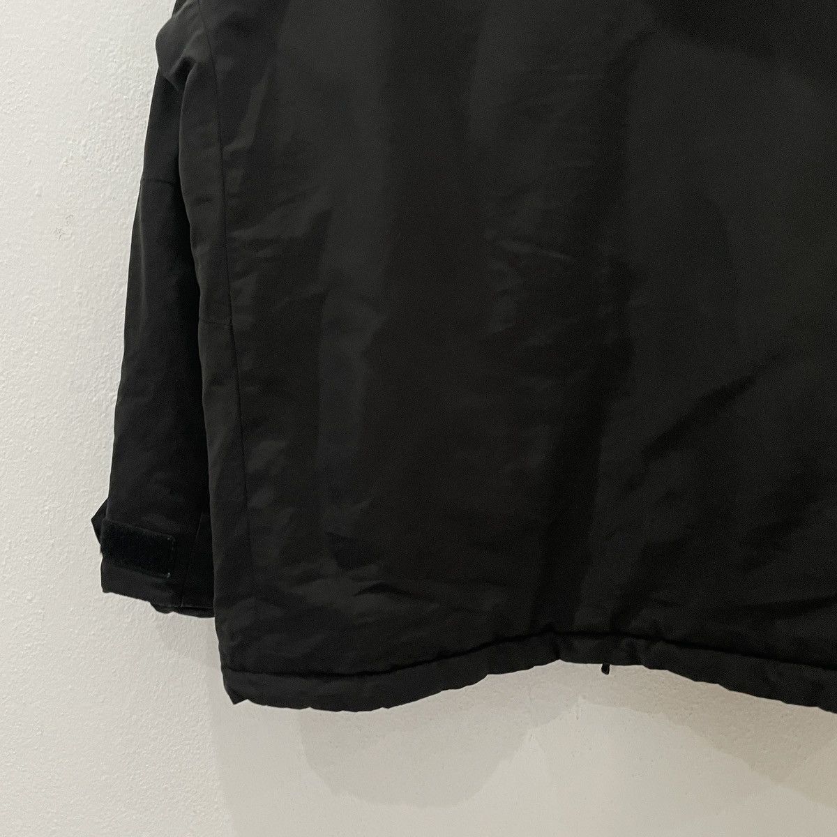 Uniqlo × White Mountaineering Vintage Uniqlo X White Mountaineering Puffer Jacket Size US L / EU 52-54 / 3 - 9 Thumbnail
