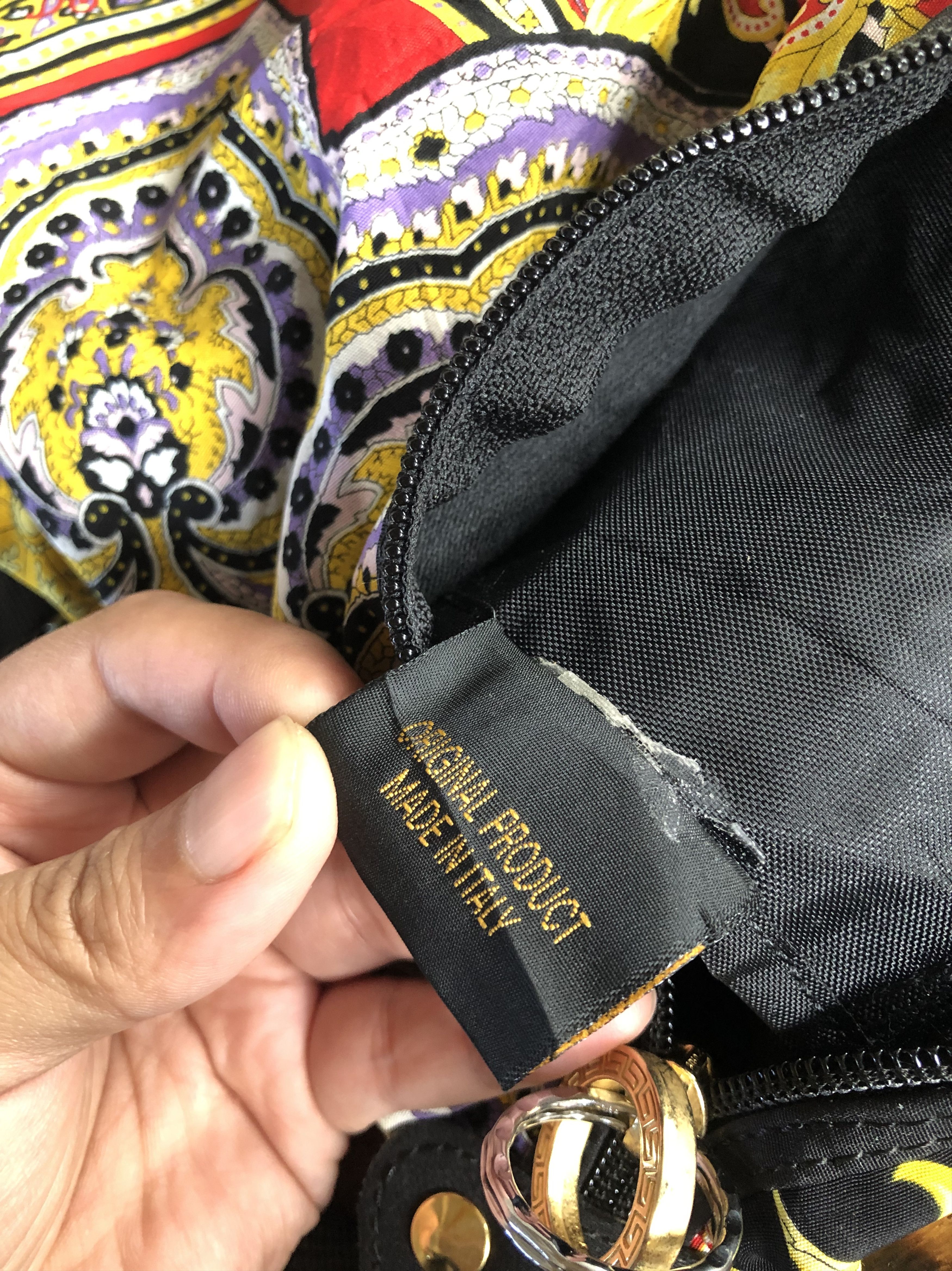 Versace RARE🔥VINTAGE VERSACE FULLPRINT REWORKED BAG Size ONE SIZE - 15 Thumbnail