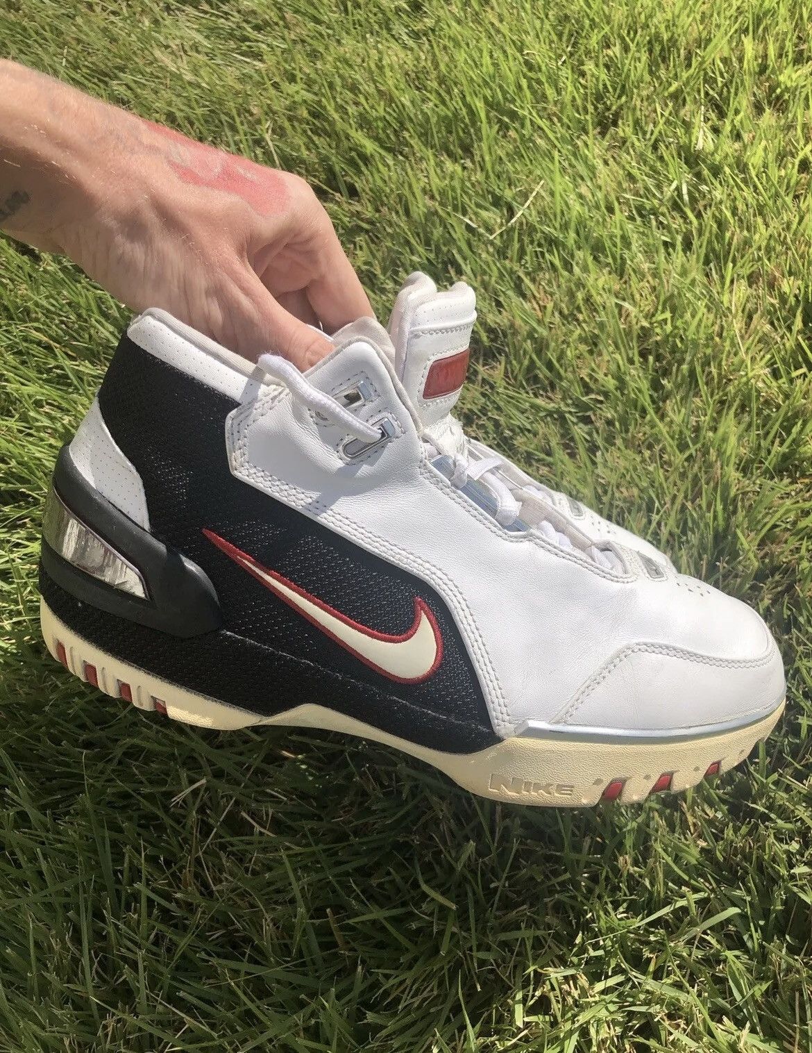 Nike × Vintage Nike Lebron James Air Zoom Generation OG Size US 9 / EU 42 - 6 Thumbnail