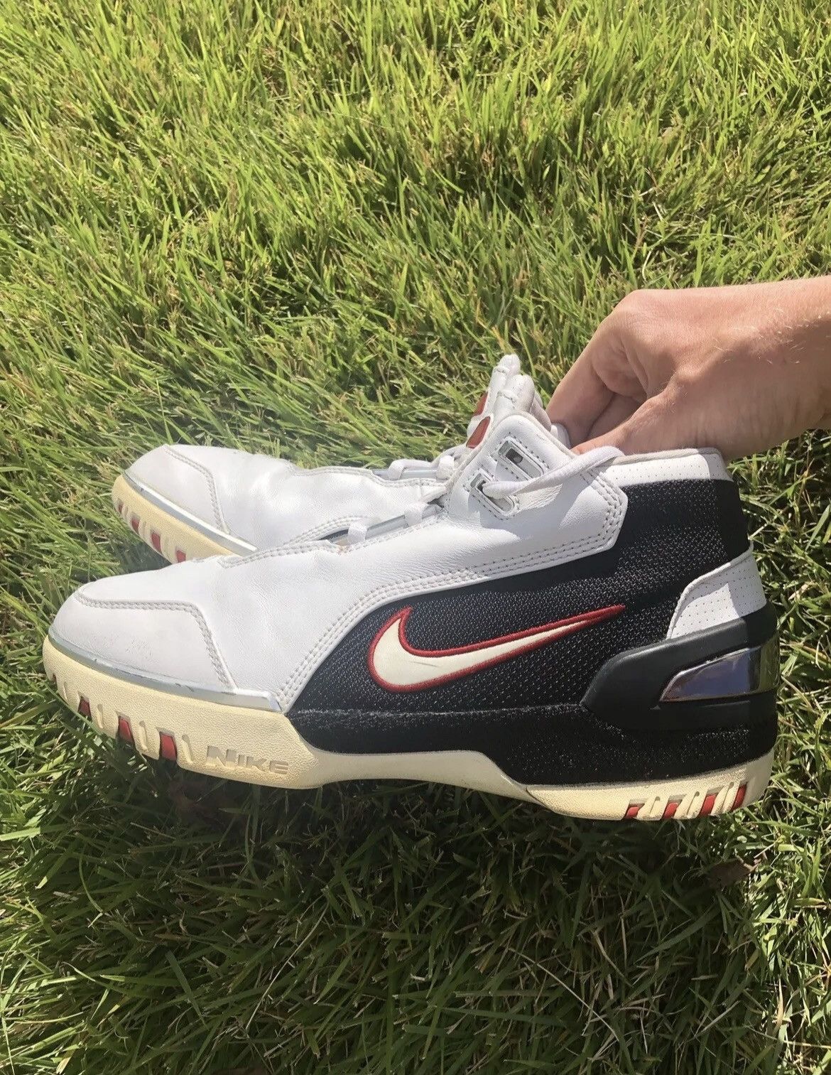 Nike × Vintage Nike Lebron James Air Zoom Generation OG Size US 9 / EU 42 - 4 Thumbnail