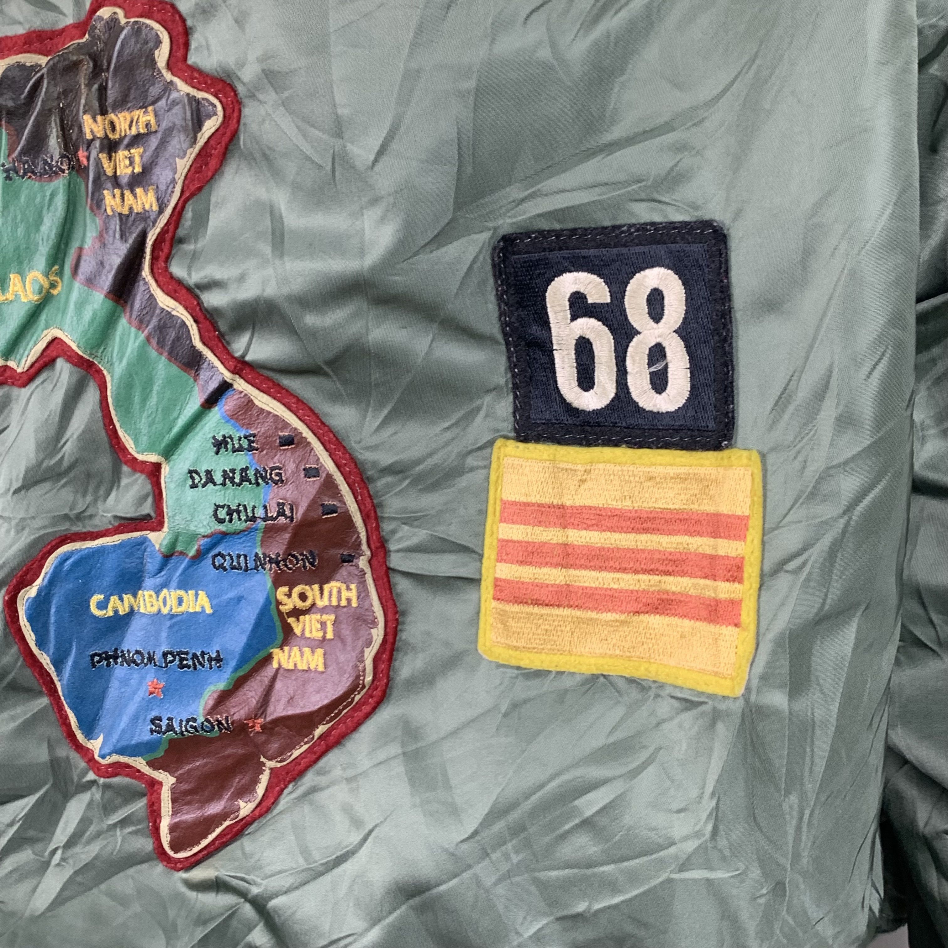 Avirex Rare🔥 Avirex WW2 Vietnam Bomber Jacket #3590-62 Size US XL / EU 56 / 4 - 7 Thumbnail