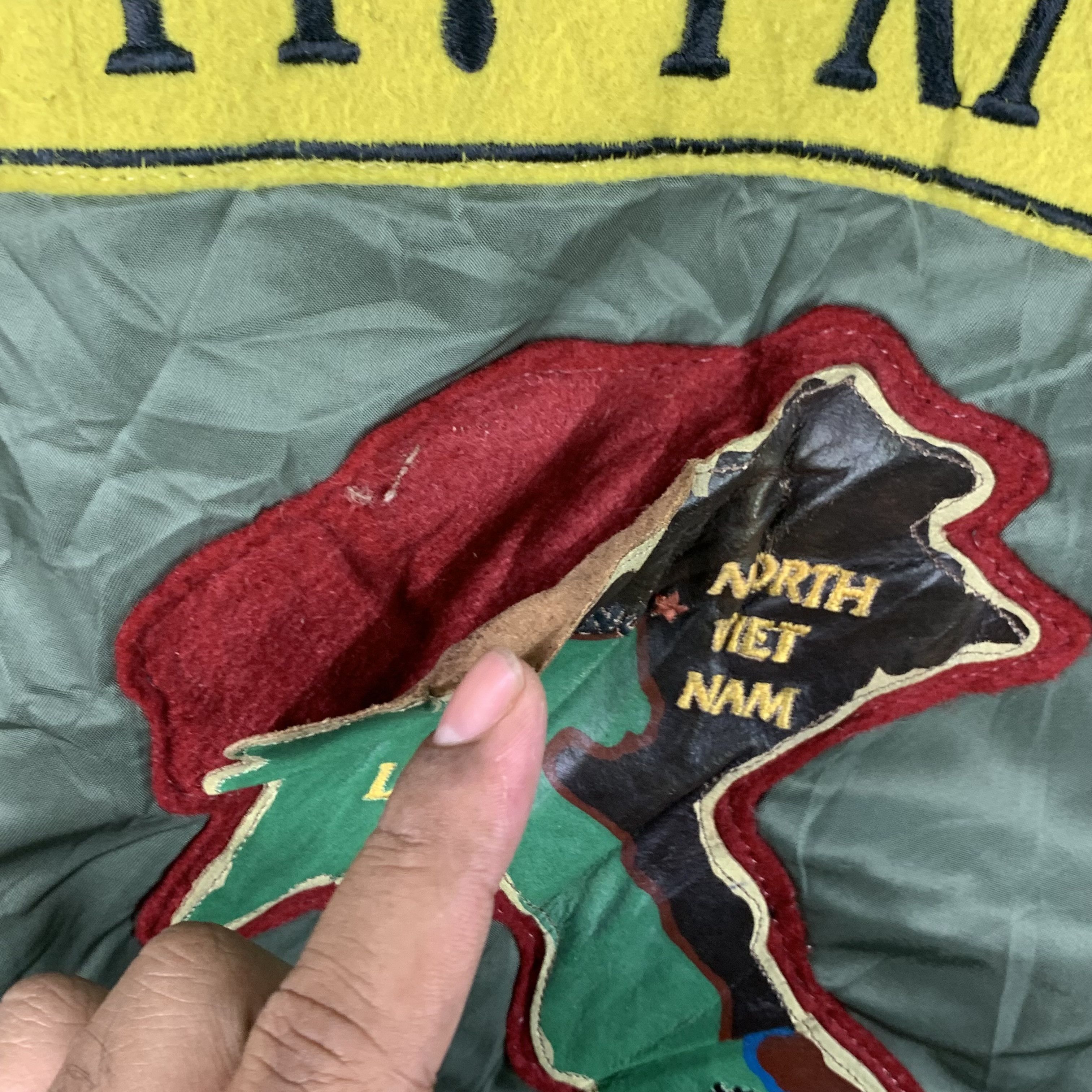 Avirex Rare🔥 Avirex WW2 Vietnam Bomber Jacket #3590-62 Size US XL / EU 56 / 4 - 5 Thumbnail