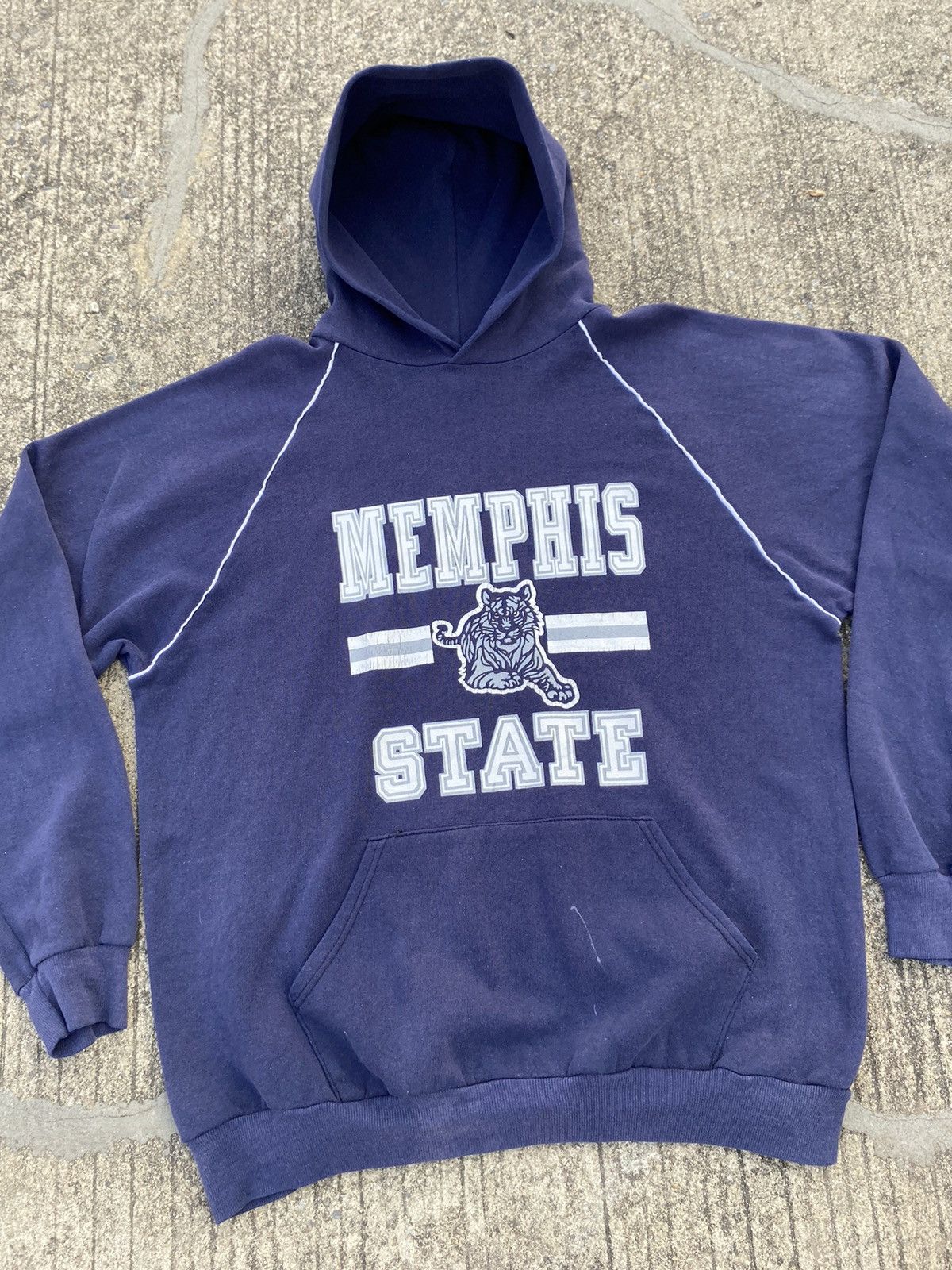 Russell Athletic 80s Russell Athletic Hoodie Faded Size US XL / EU 56 / 4 - 14 Thumbnail